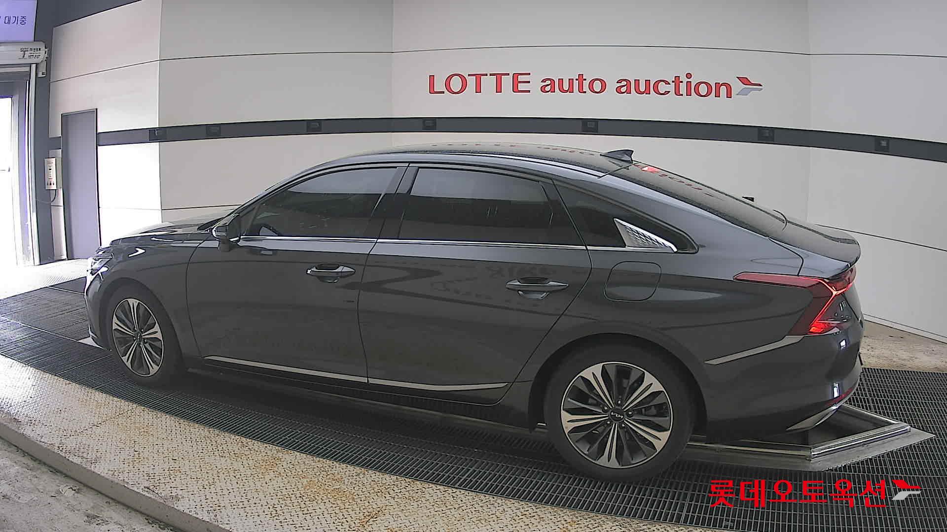 Kia K8 - 14