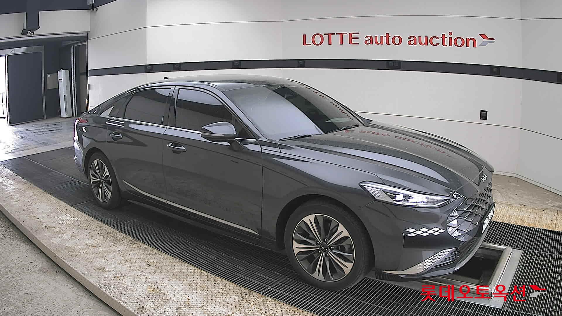 Kia K8 - 23