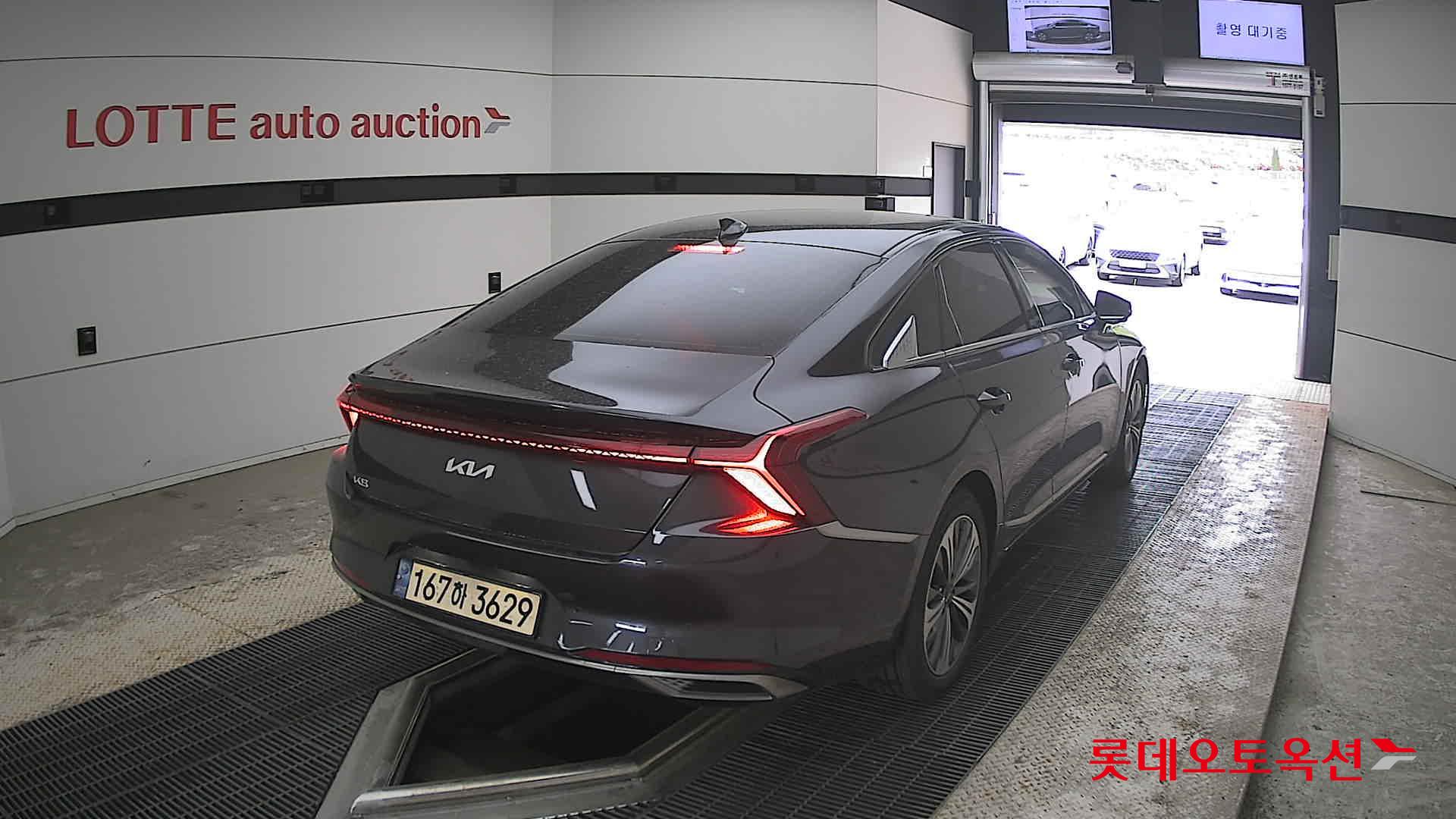 Kia K8 - 18