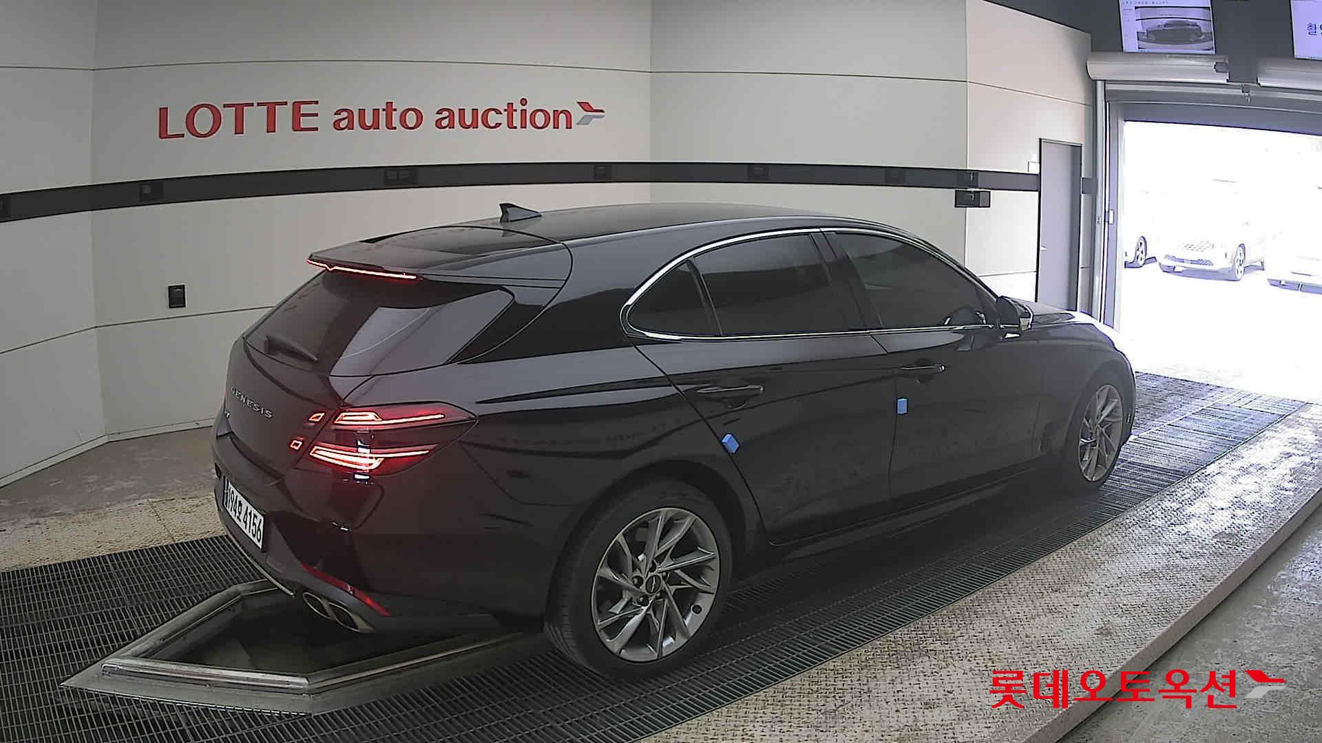 Genesis G70 - 19