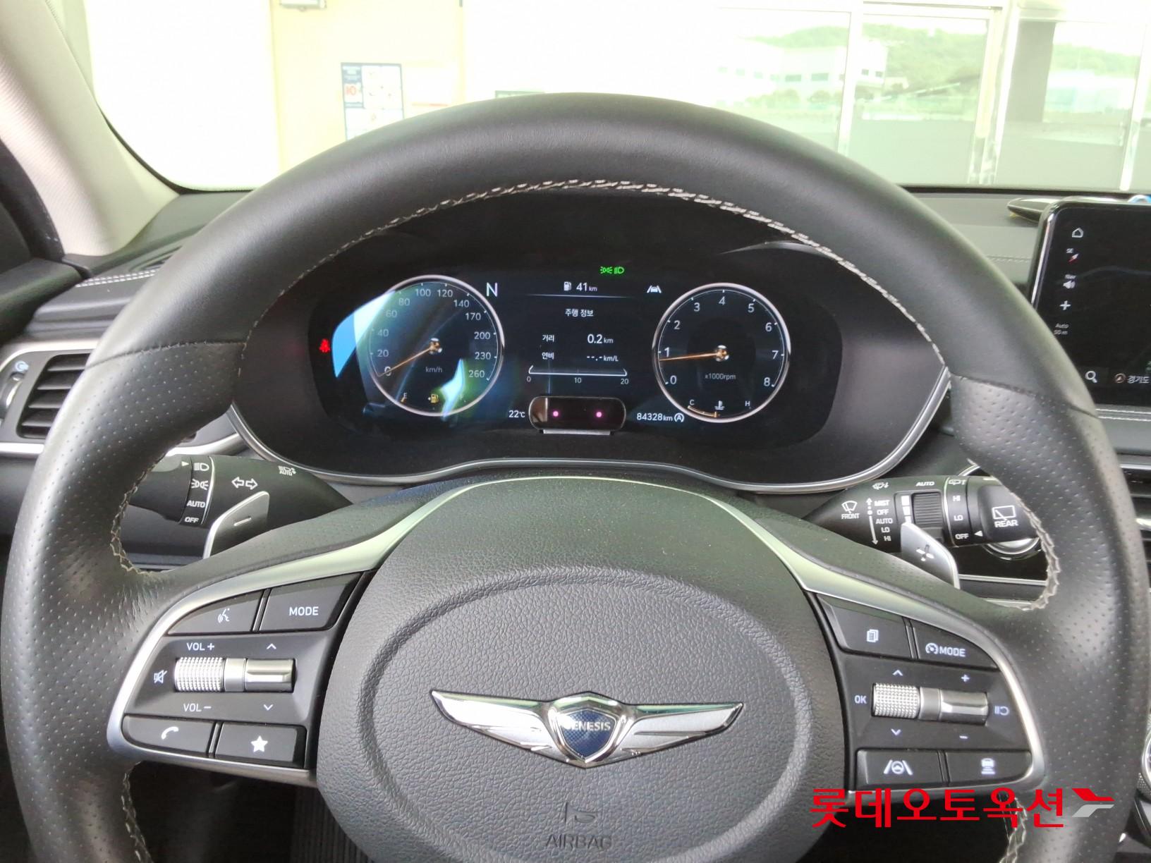 Genesis G70 - 30