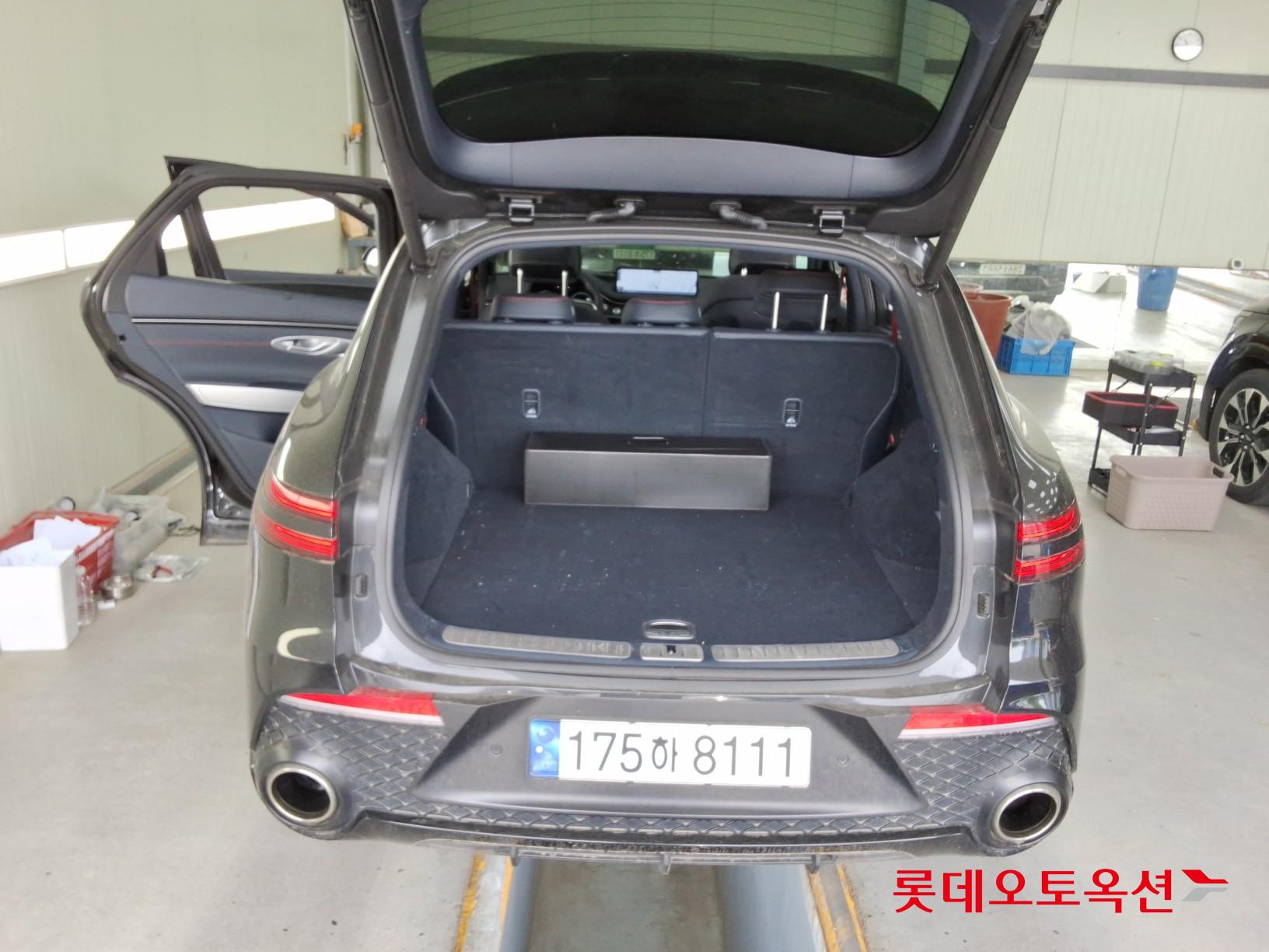 제네시스 GV70 - 9