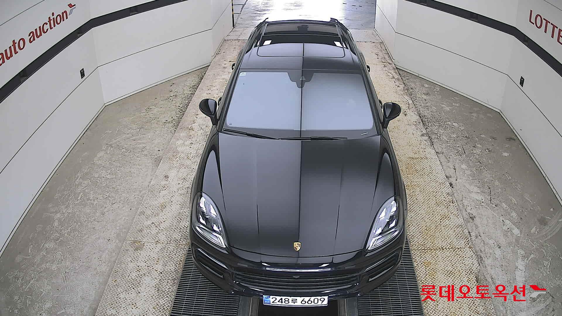 PORSCHE 카이엔 - 7
