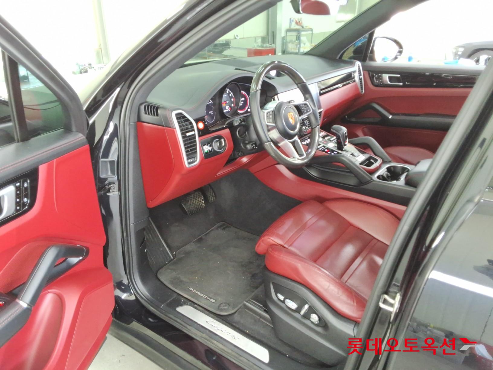 PORSCHE 카이엔 - 35