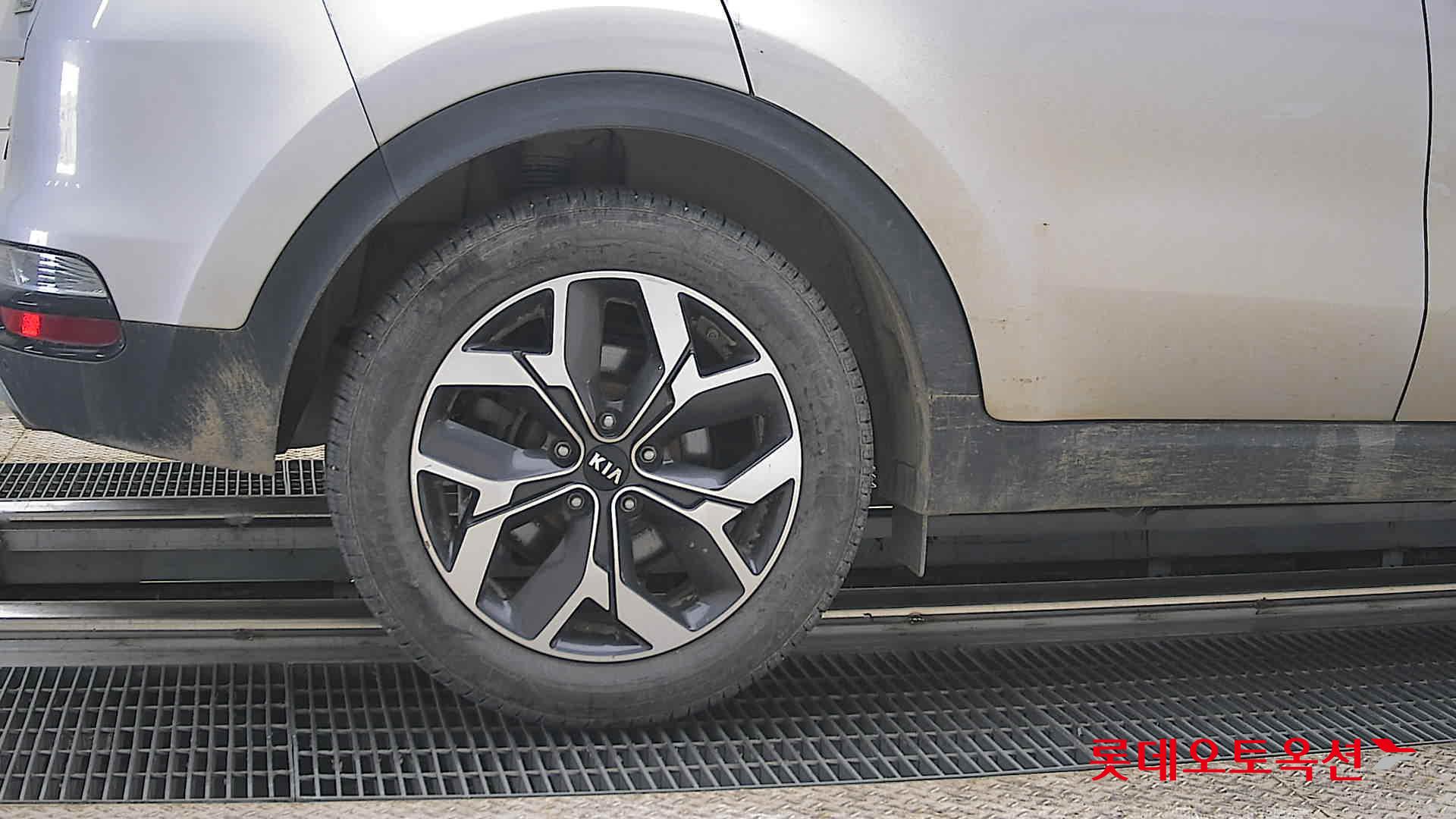 Kia Sportage - 28
