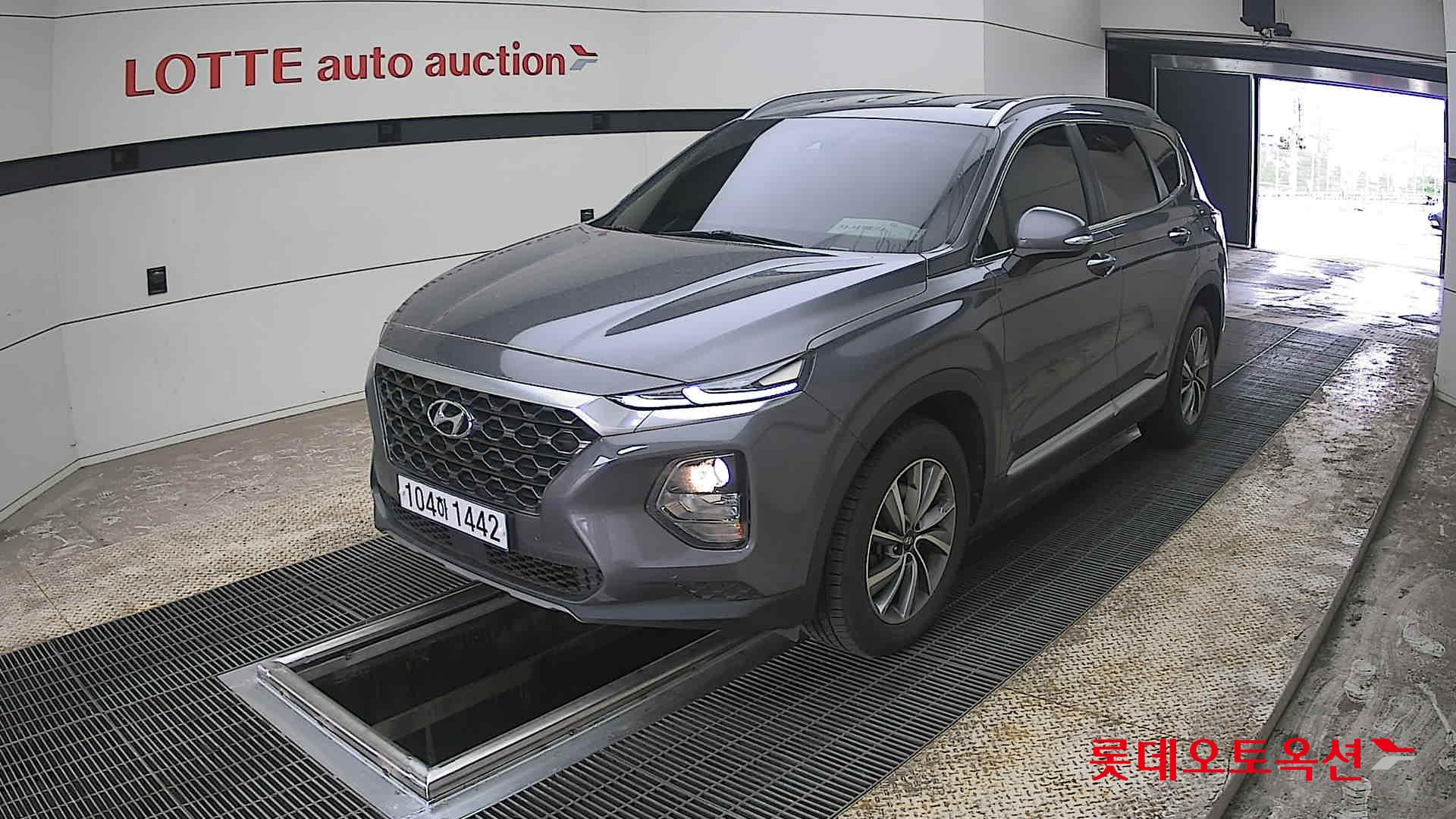 Hyundai Santa Fe - 3