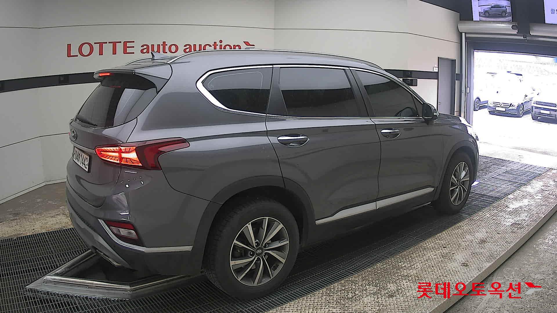 Hyundai Santa Fe - 19