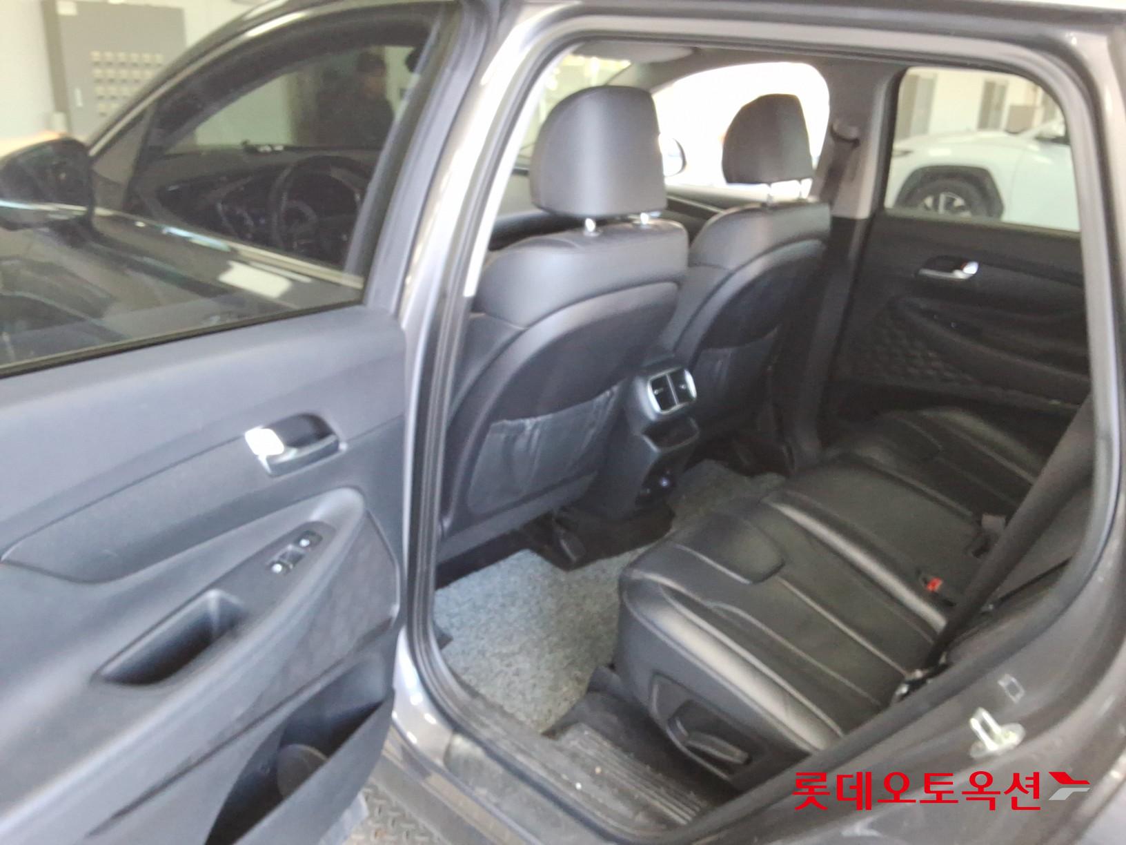 Hyundai Santa Fe - 37