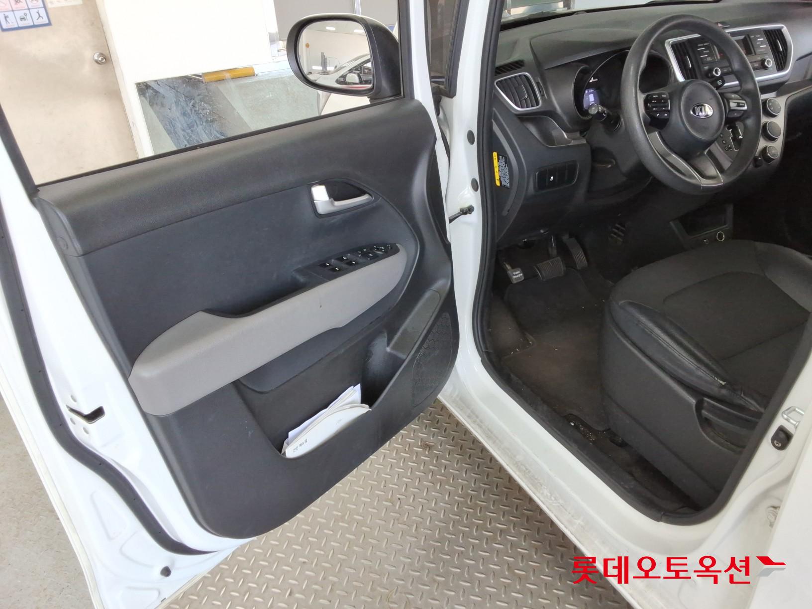 Kia Ray - 36