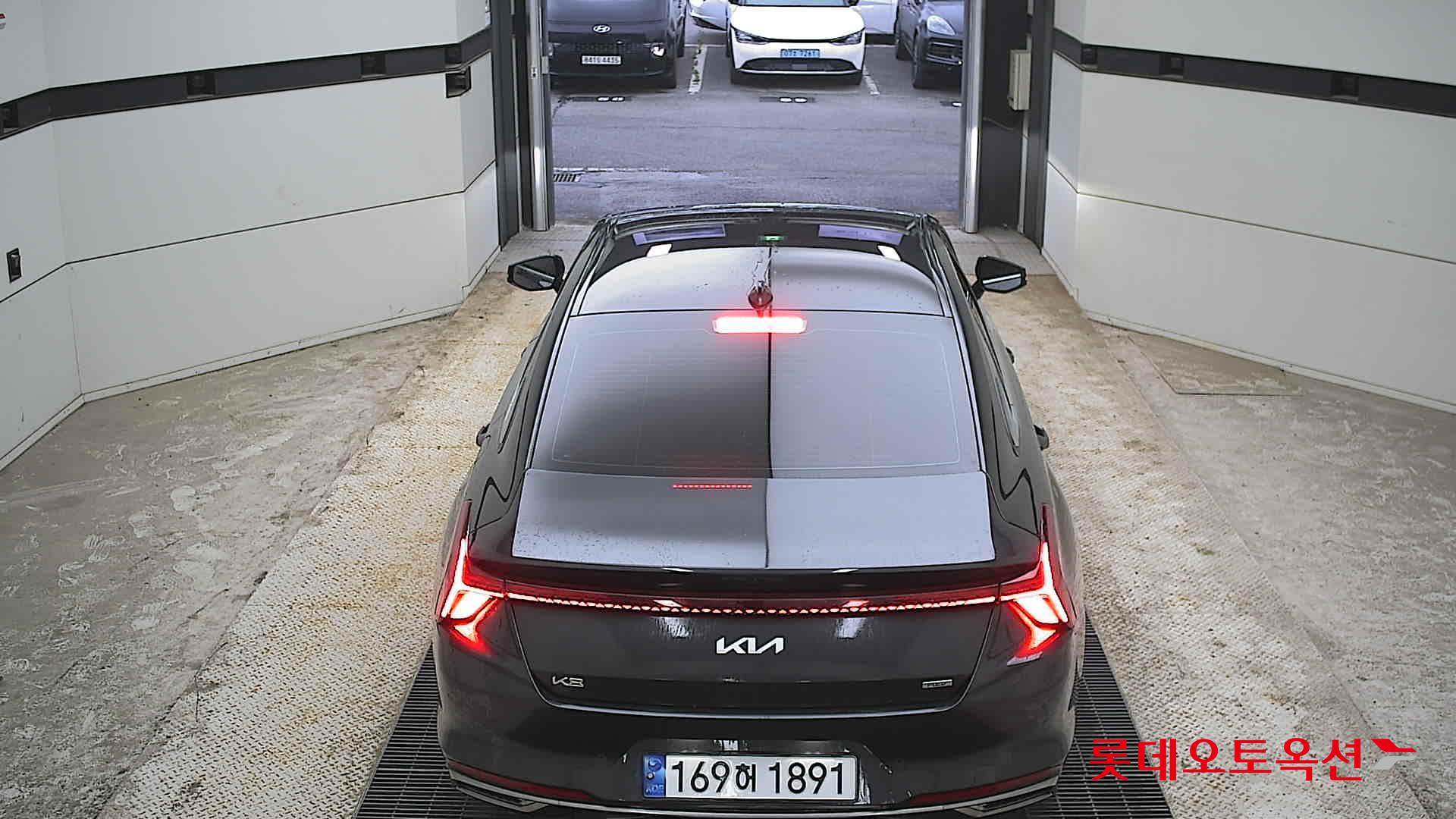 Kia K8 - 17