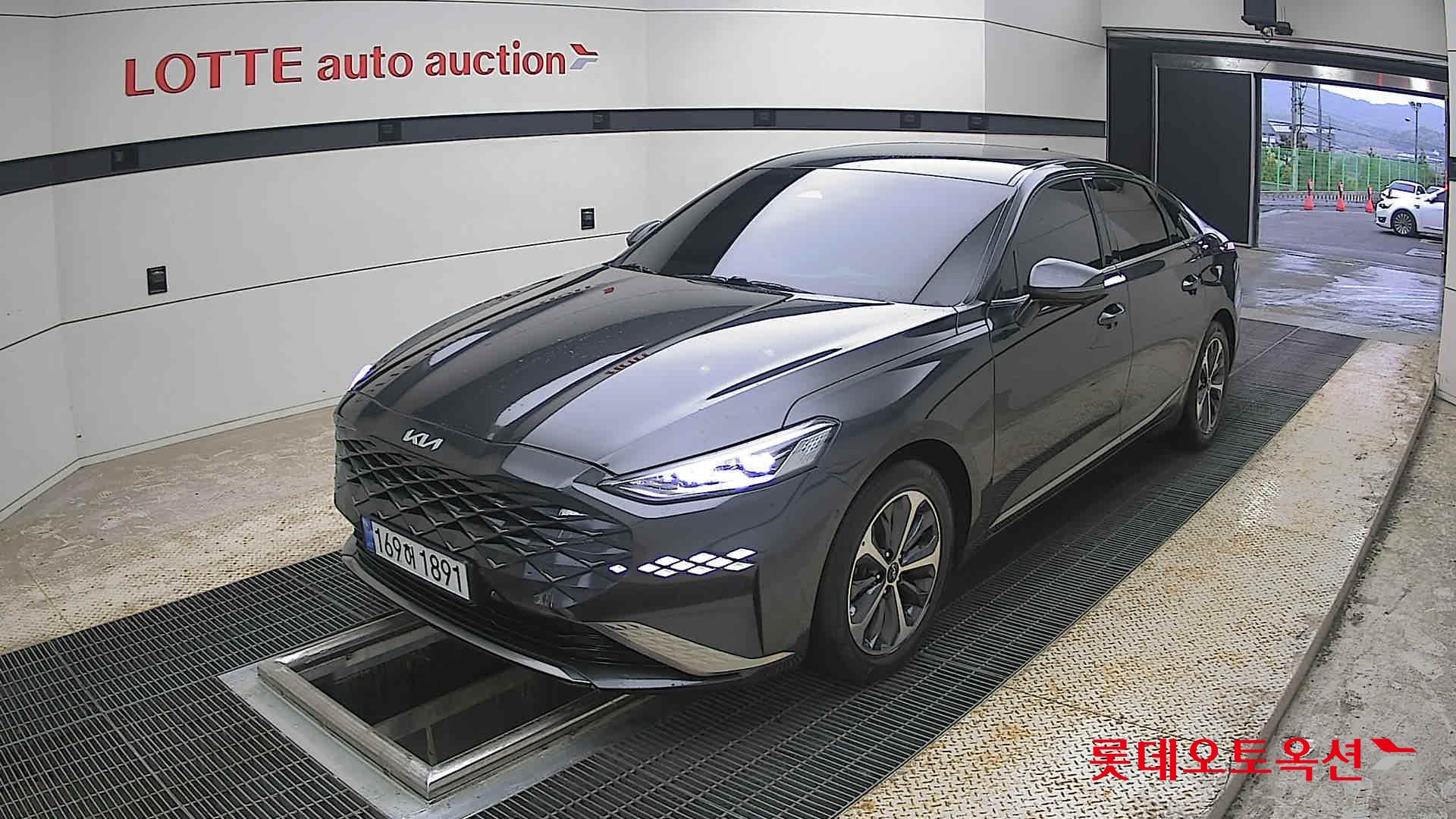 Kia K8 - 3