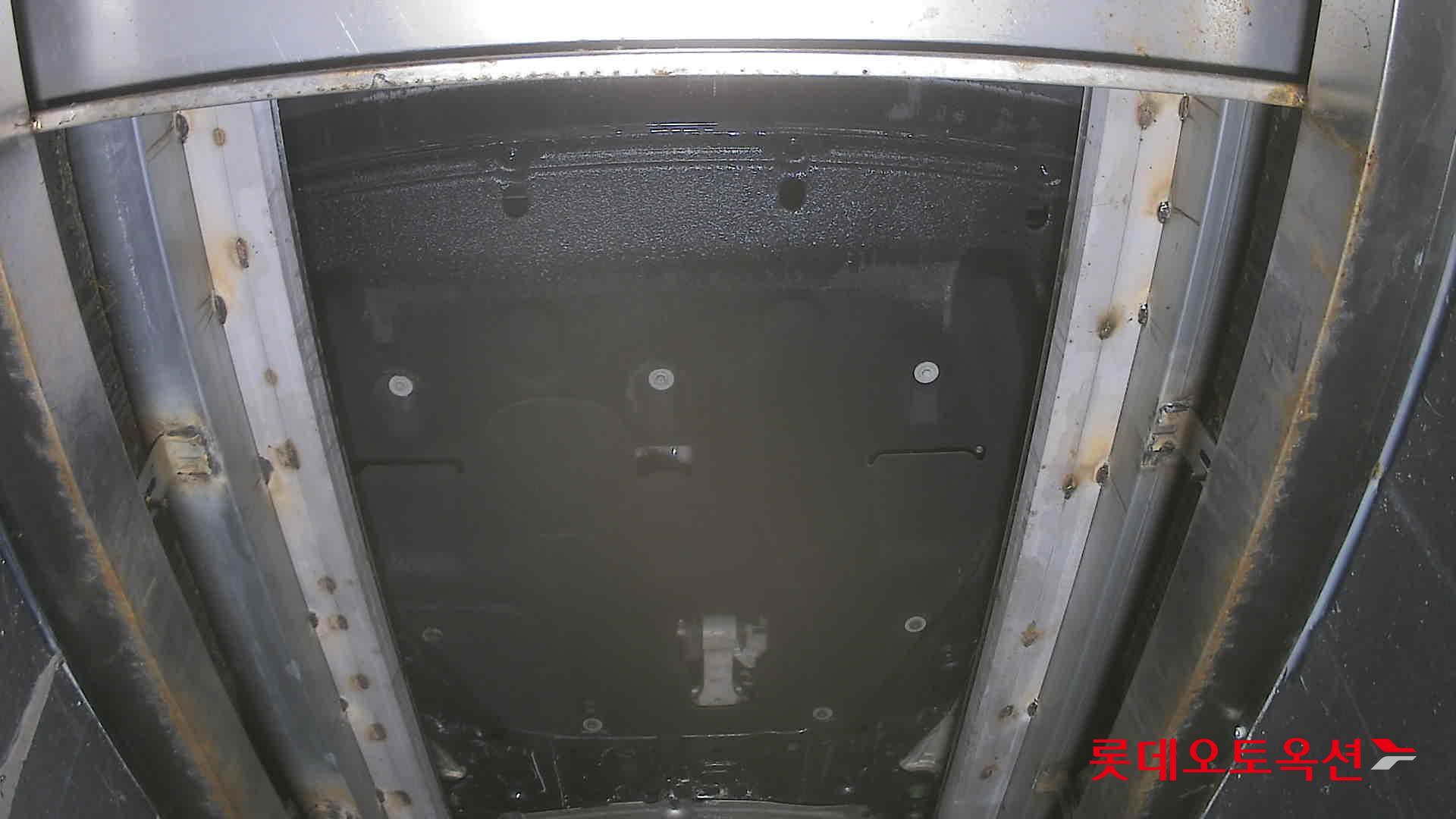 Kia K8 - 8