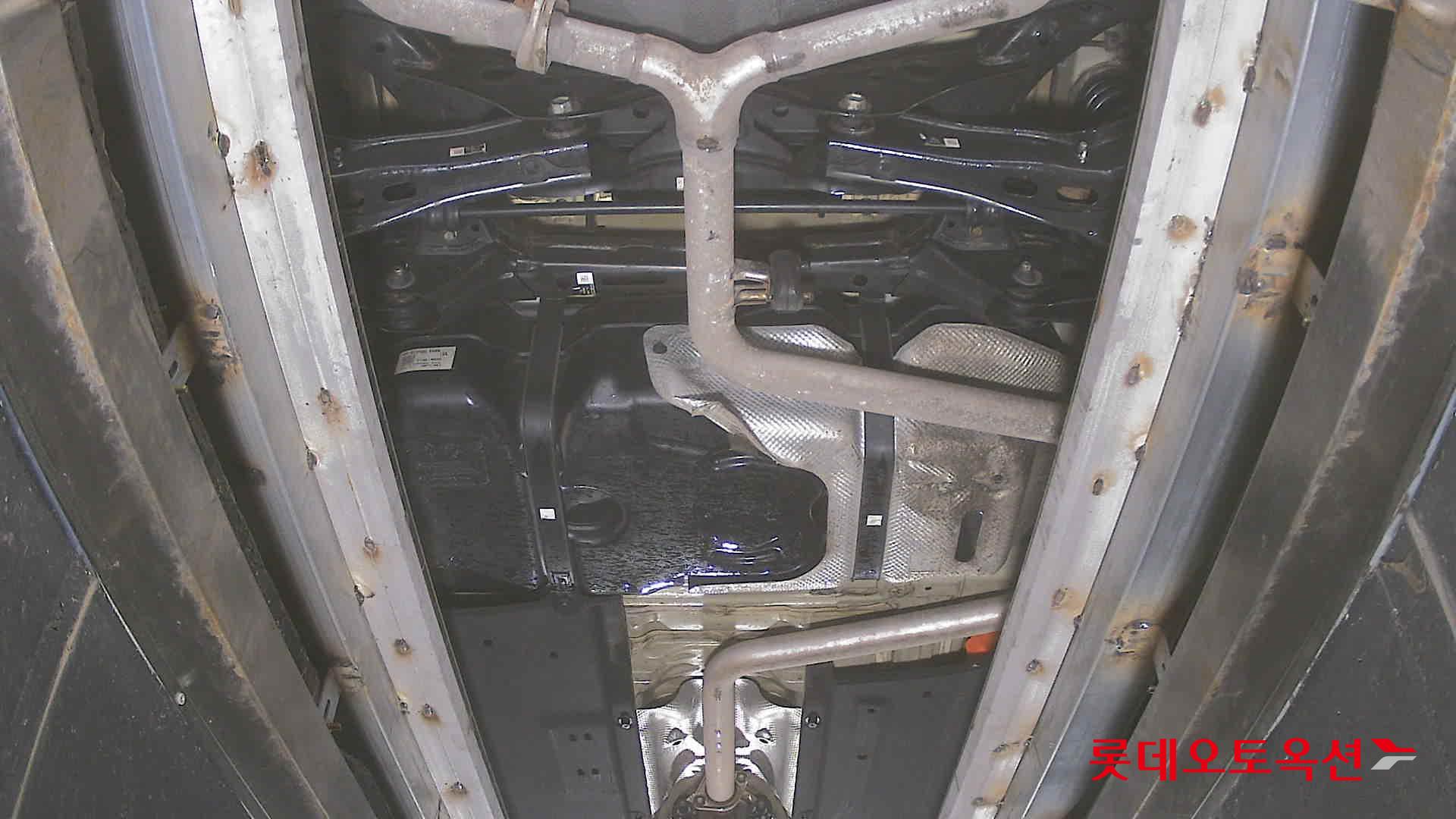 Kia K8 - 2