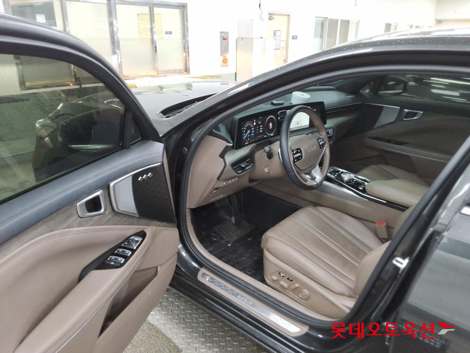 Kia K8 - 35