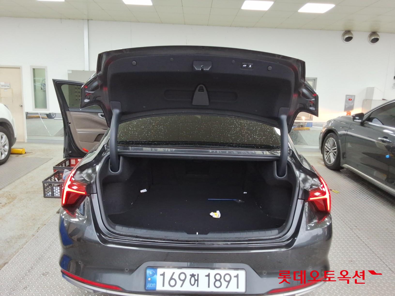 Kia K8 - 9
