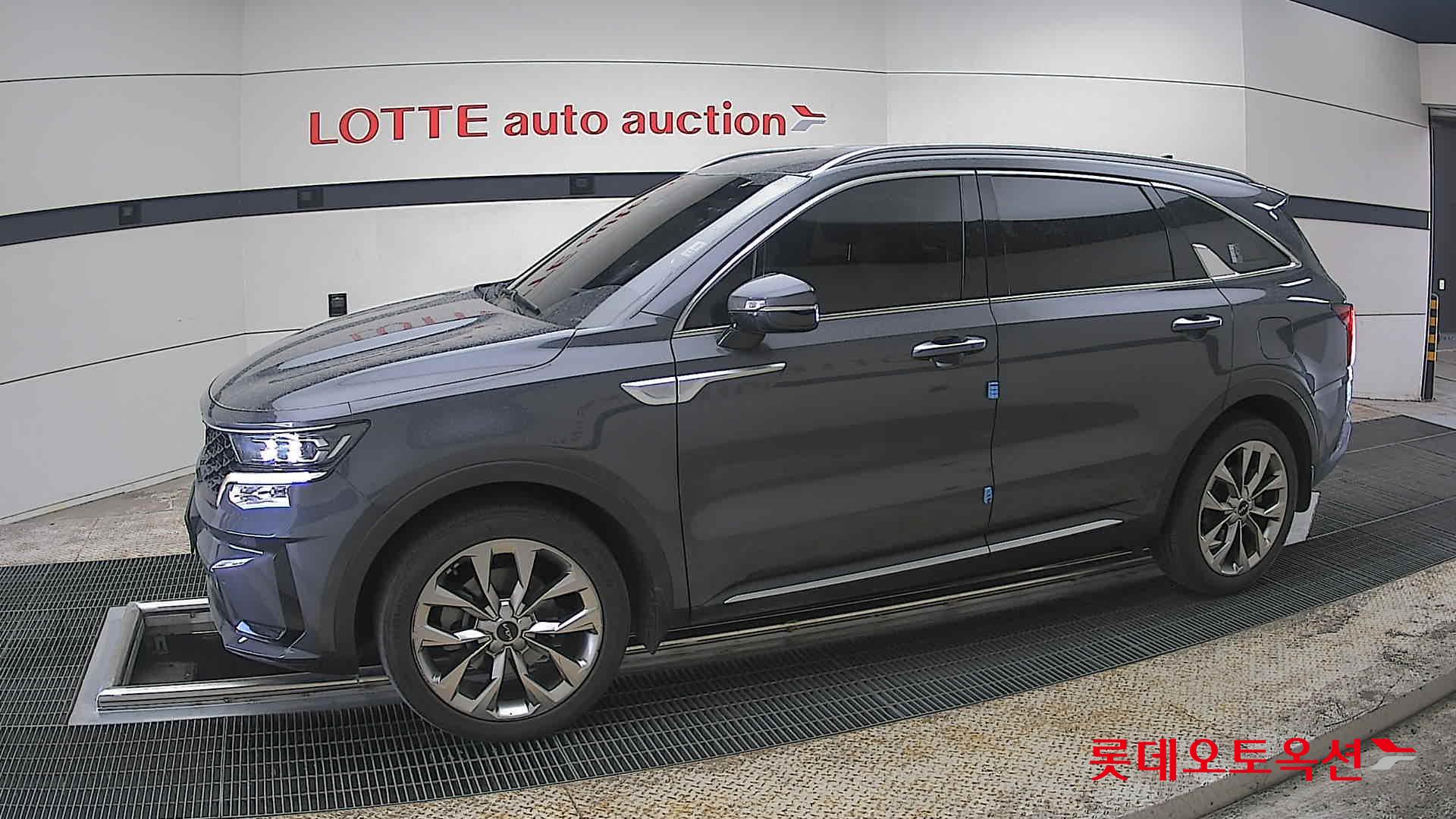 Kia Sorento - 12