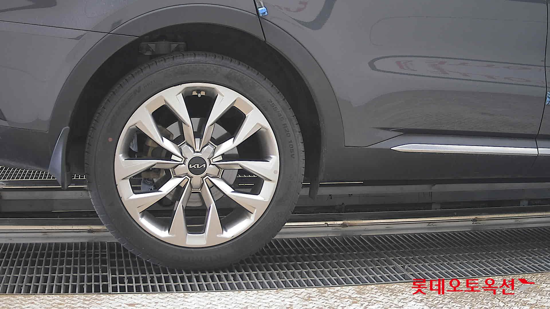 Kia Sorento - 28