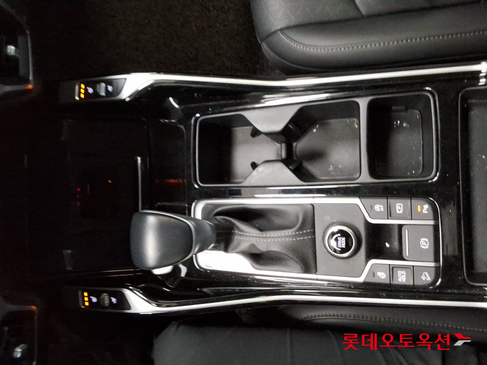 Kia Sorento - 32