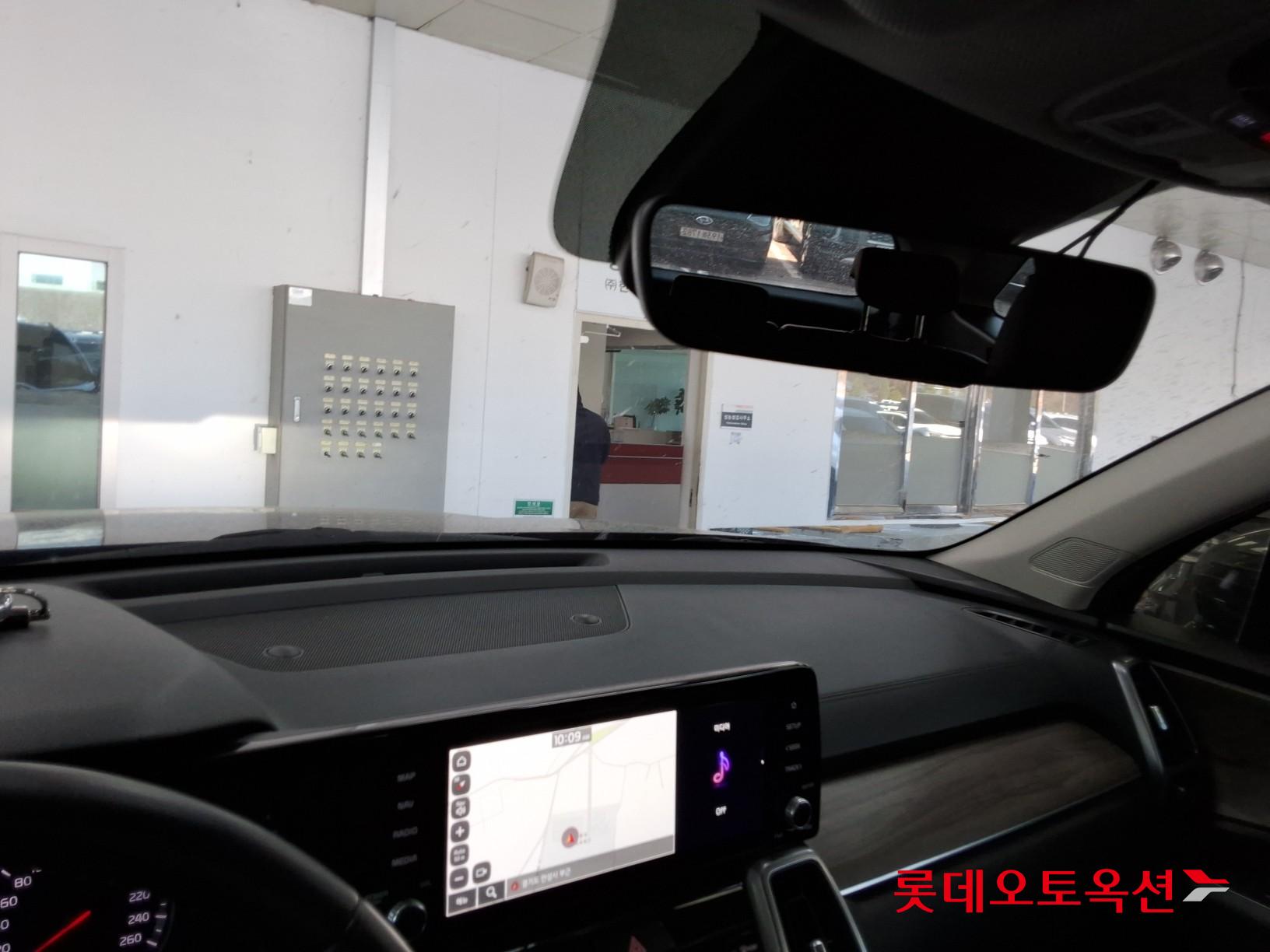 Kia Sorento - 33