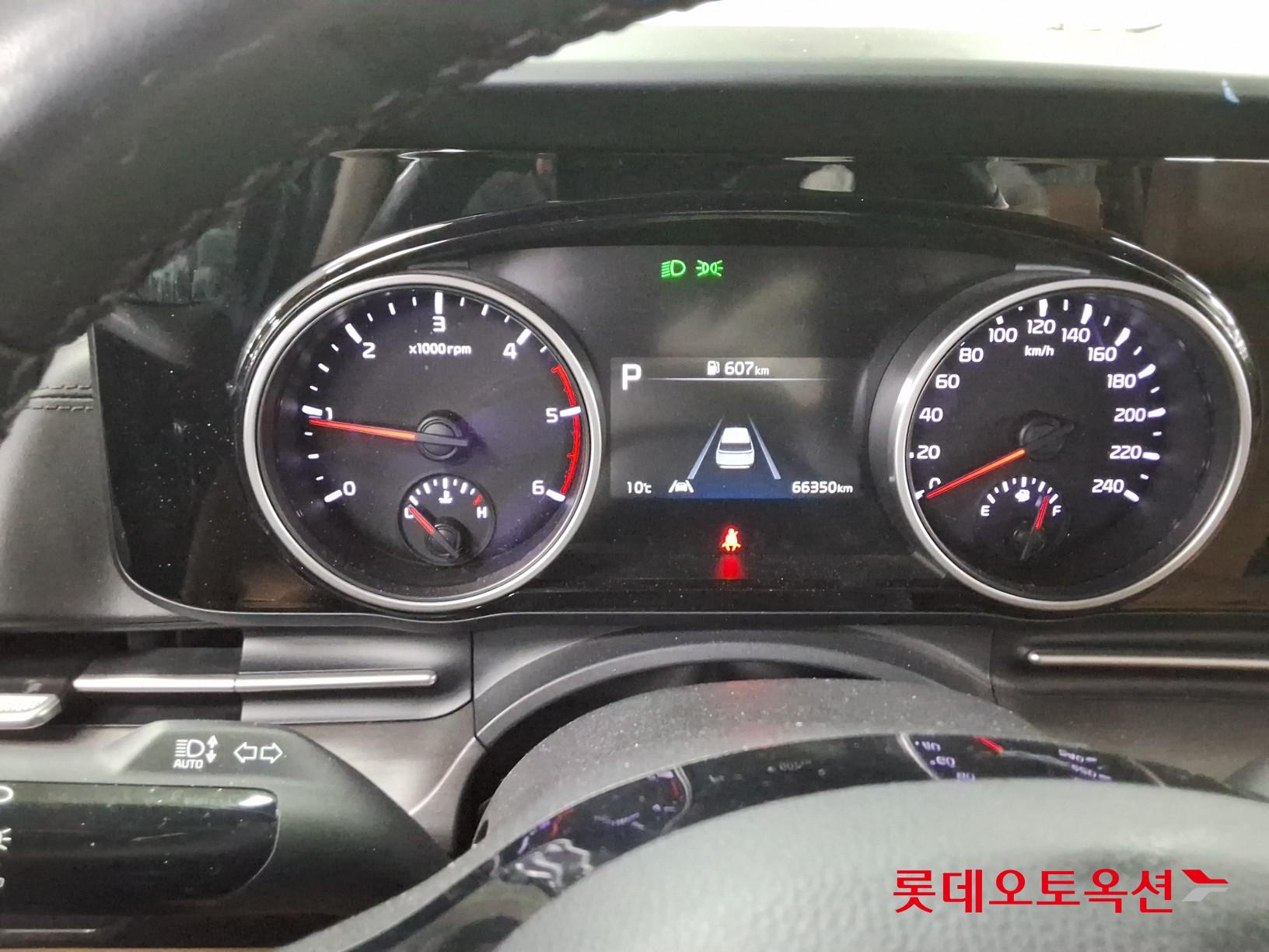 기아 카니발 - 35