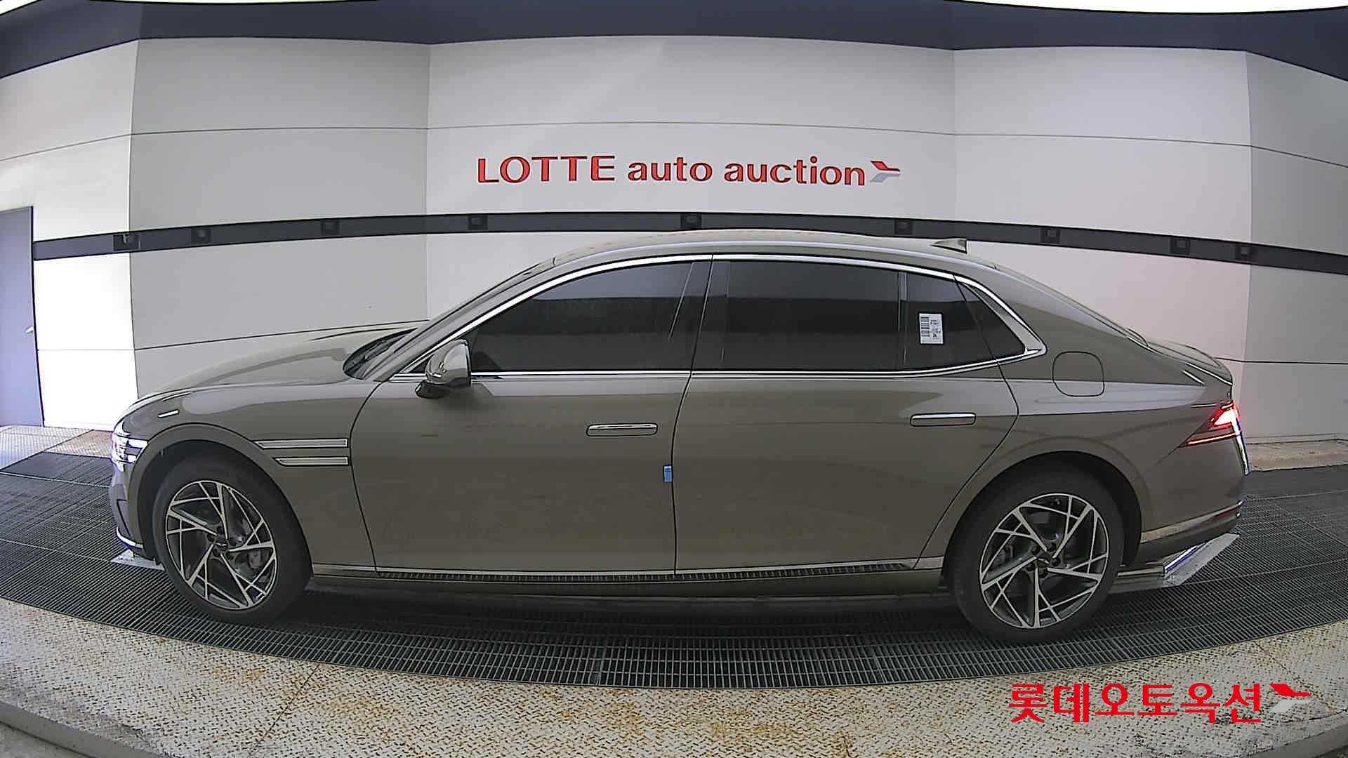 제네시스 G90 - 13