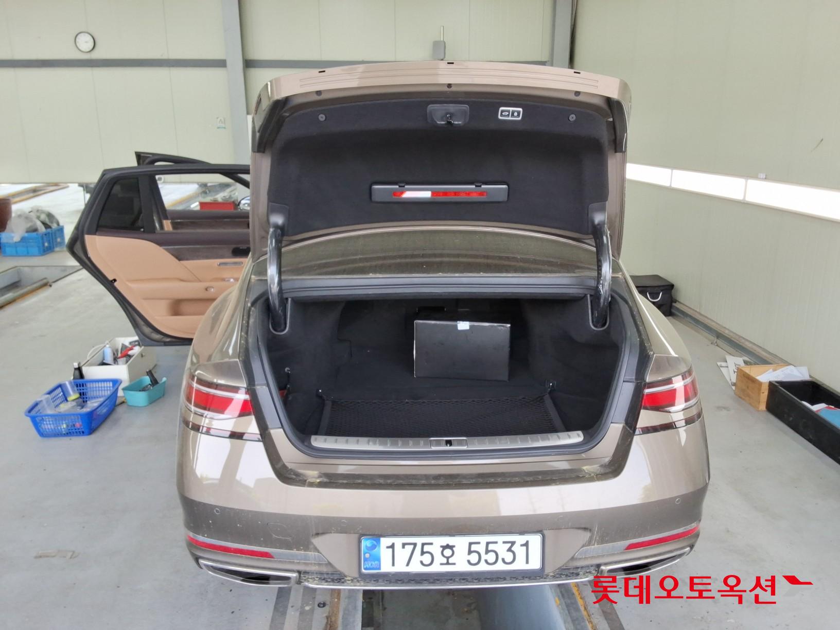 제네시스 G90 - 9
