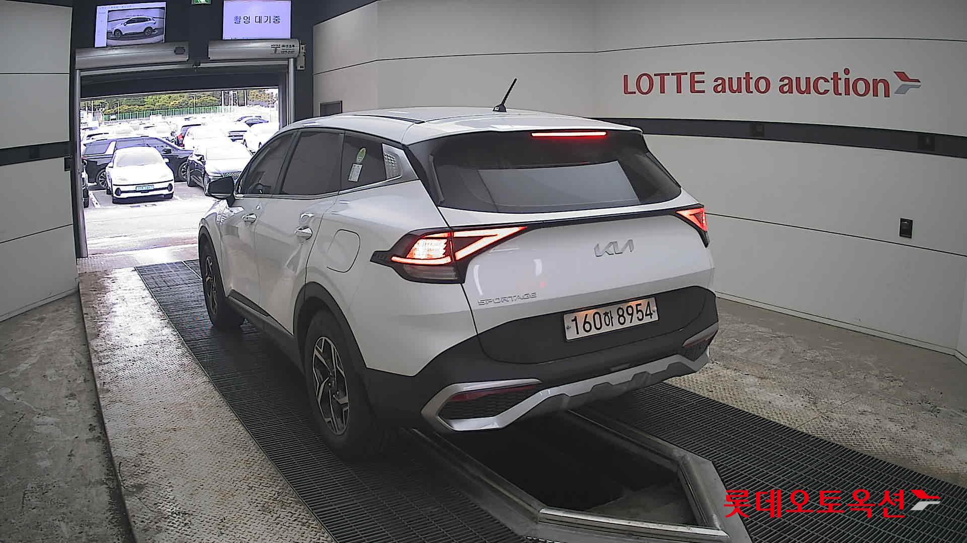 Kia Sportage 2022 - Image 16