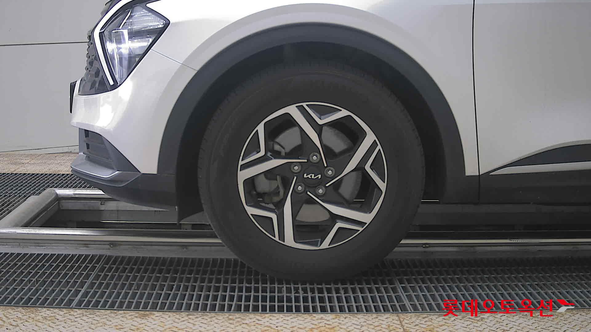 Kia Sportage 2022 - Image 25