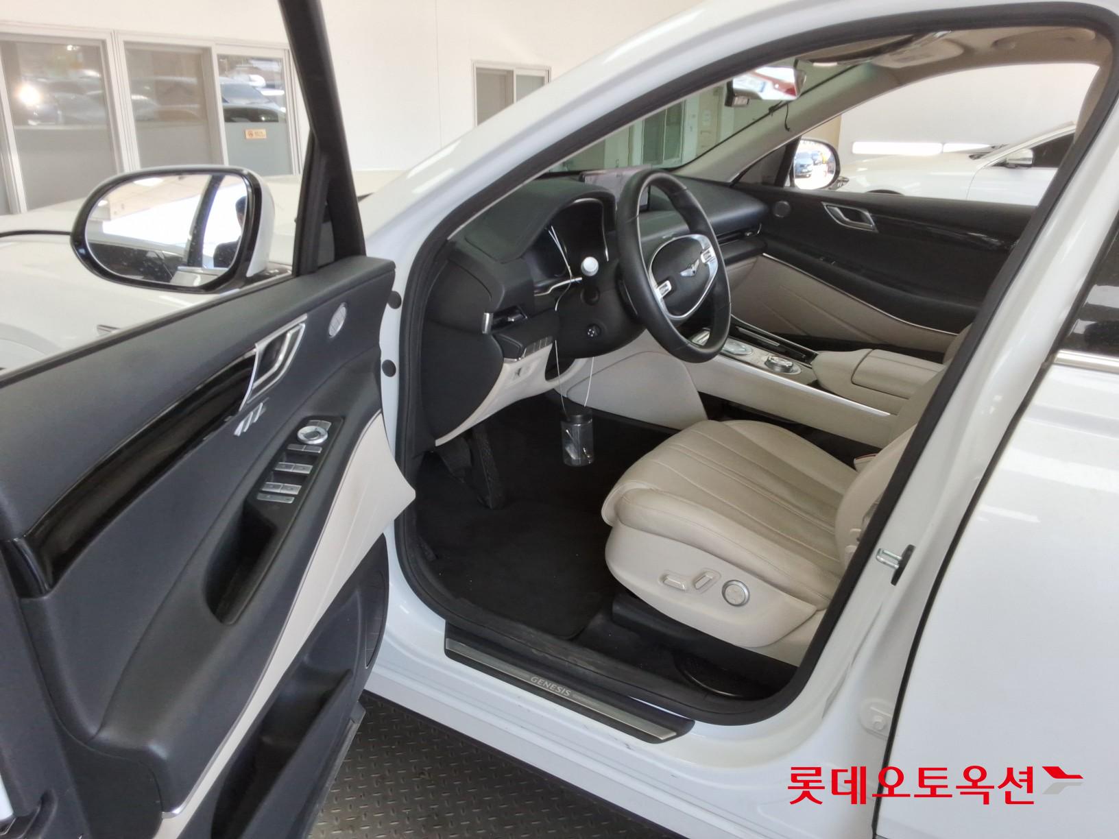제네시스 GV80 - 38