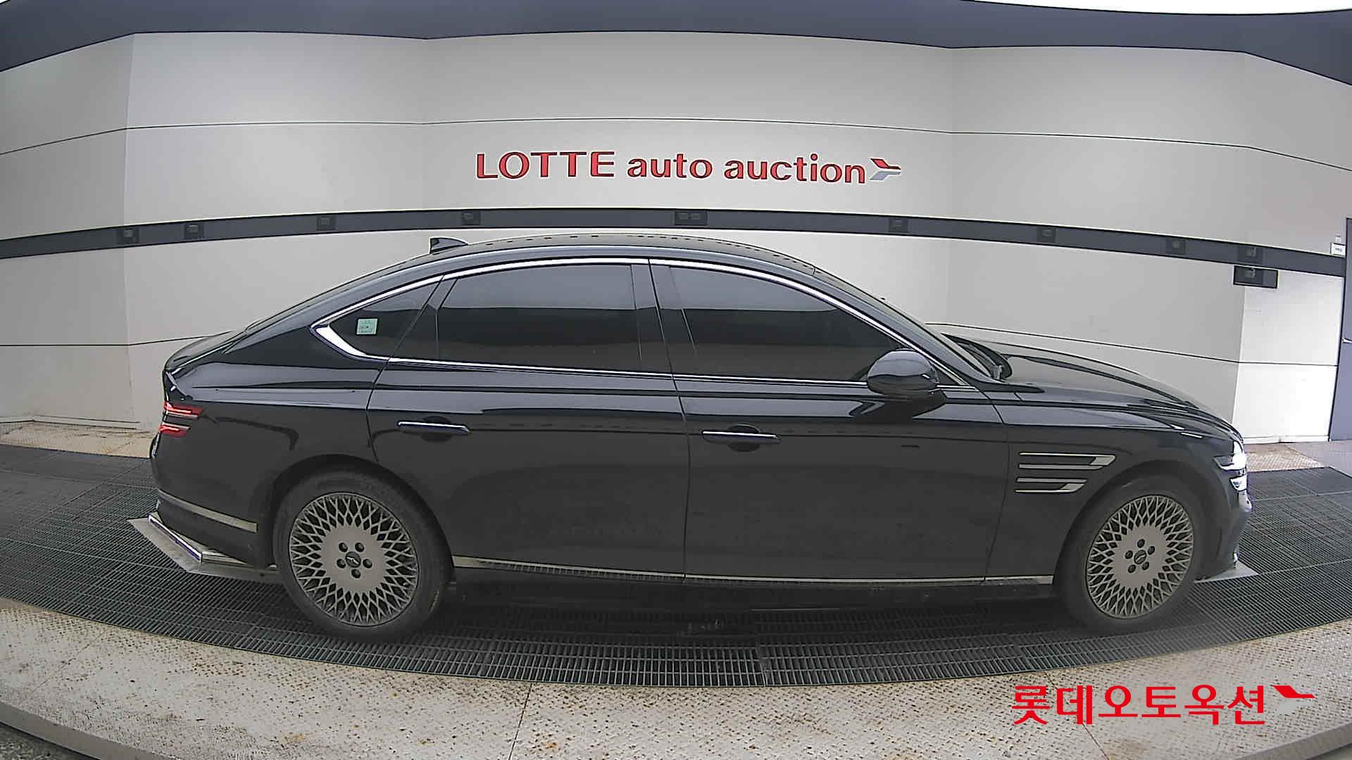 2022 - genesis g80