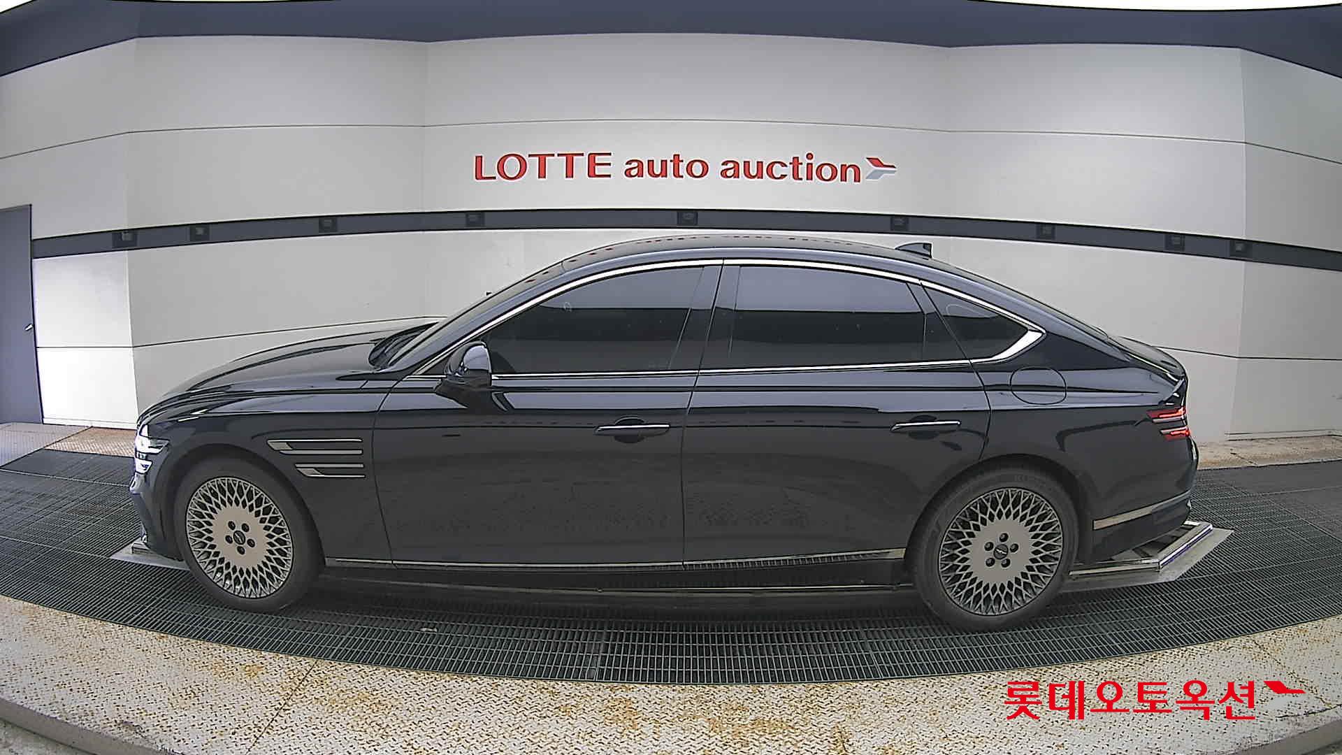2022 - genesis g80