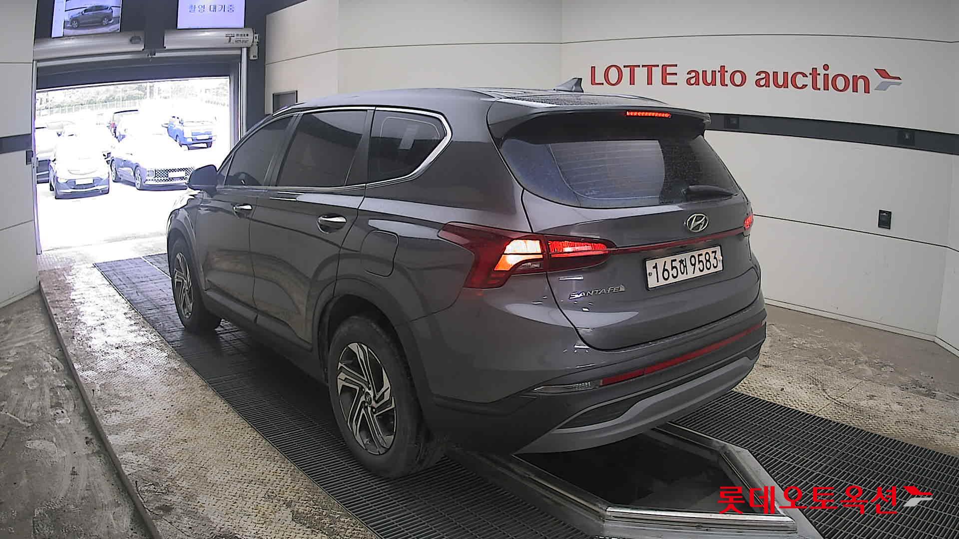 Hyundai Santa Fe - 4