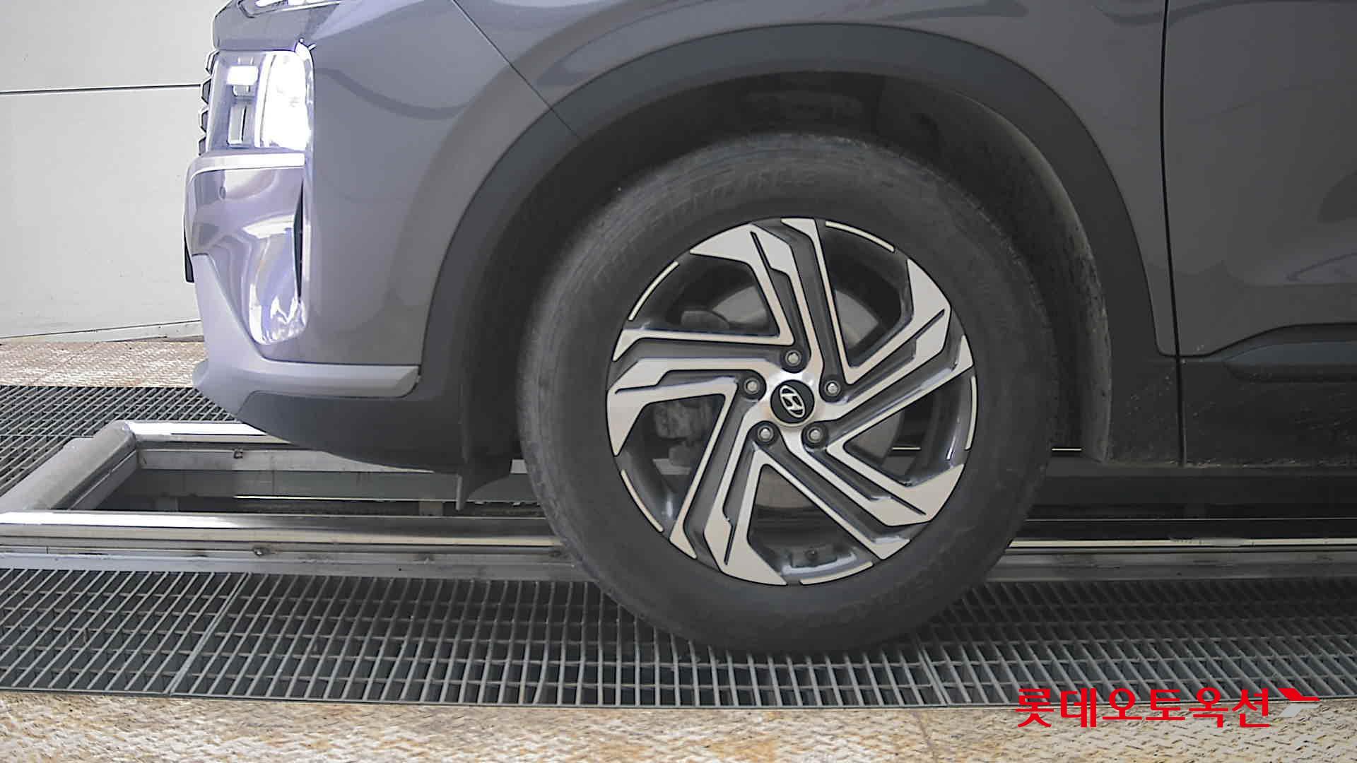 Hyundai Santa Fe - 25