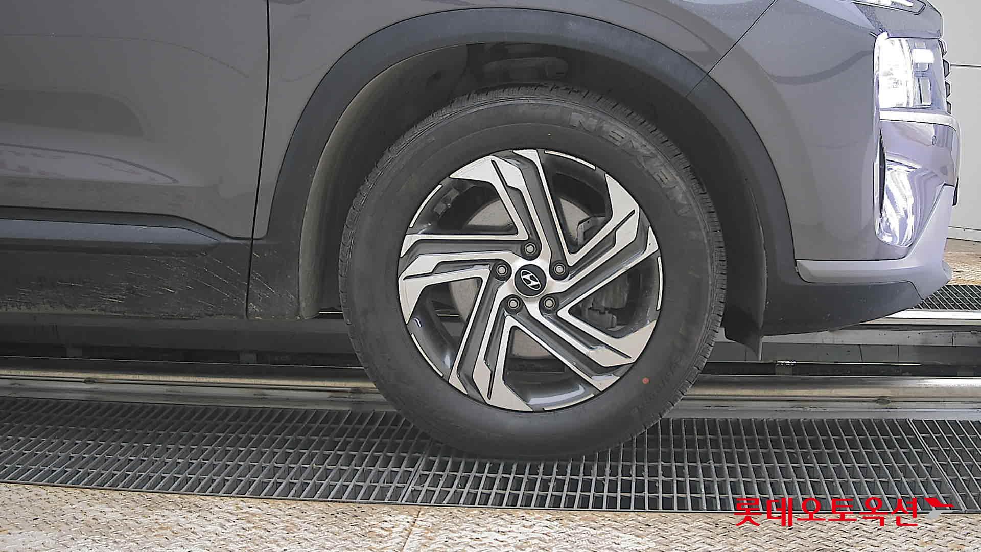 Hyundai Santa Fe - 27