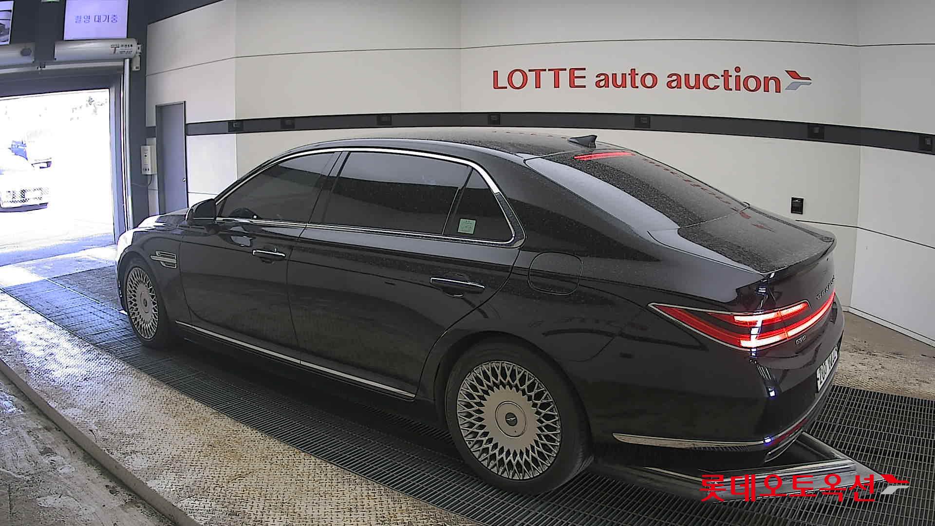جينيسيس G90 - 15