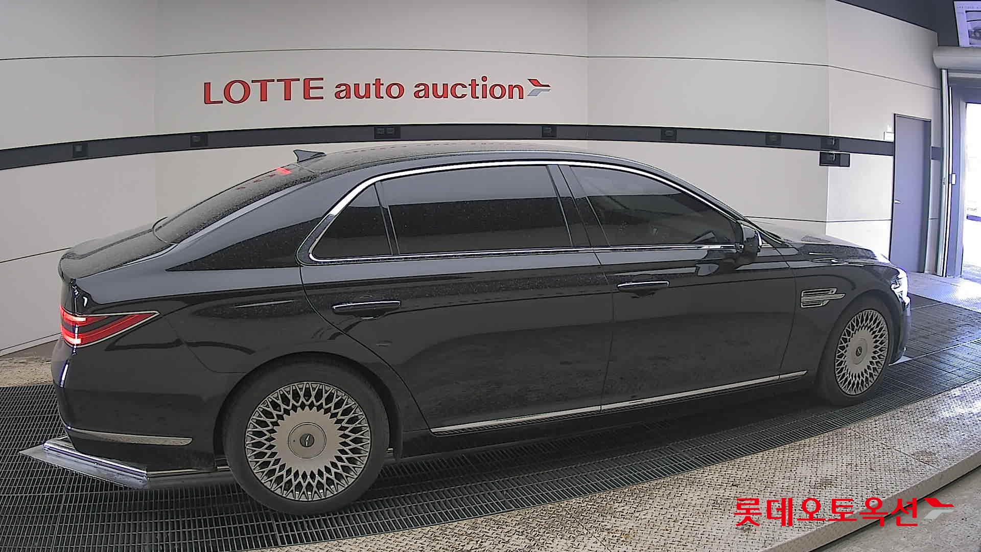 جينيسيس G90 - 20