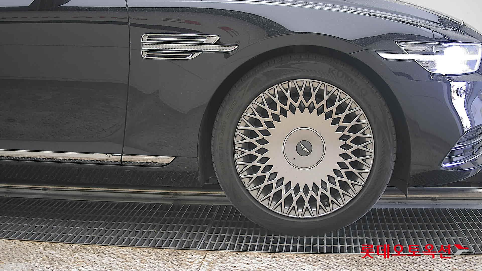 جينيسيس G90 - 27
