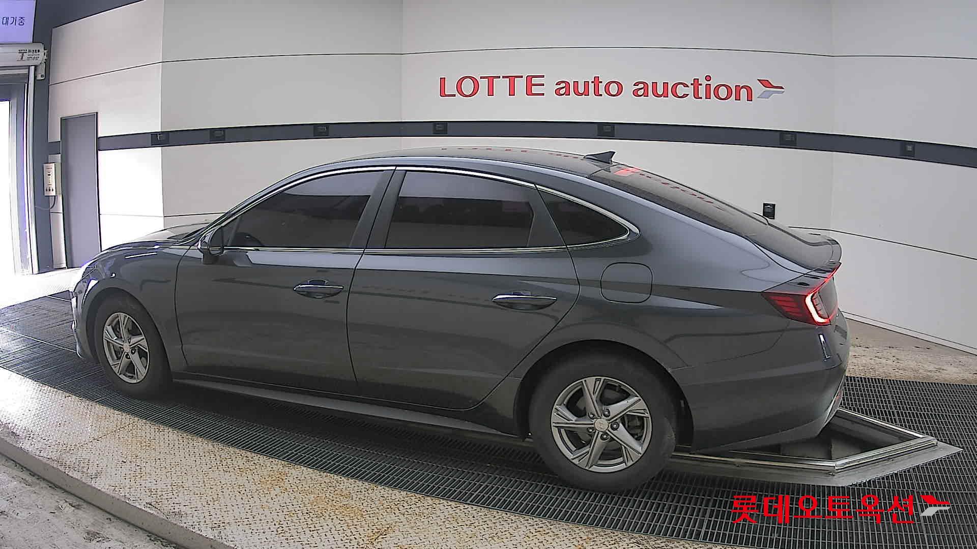 Hyundai Sonata 2020 - Image 14