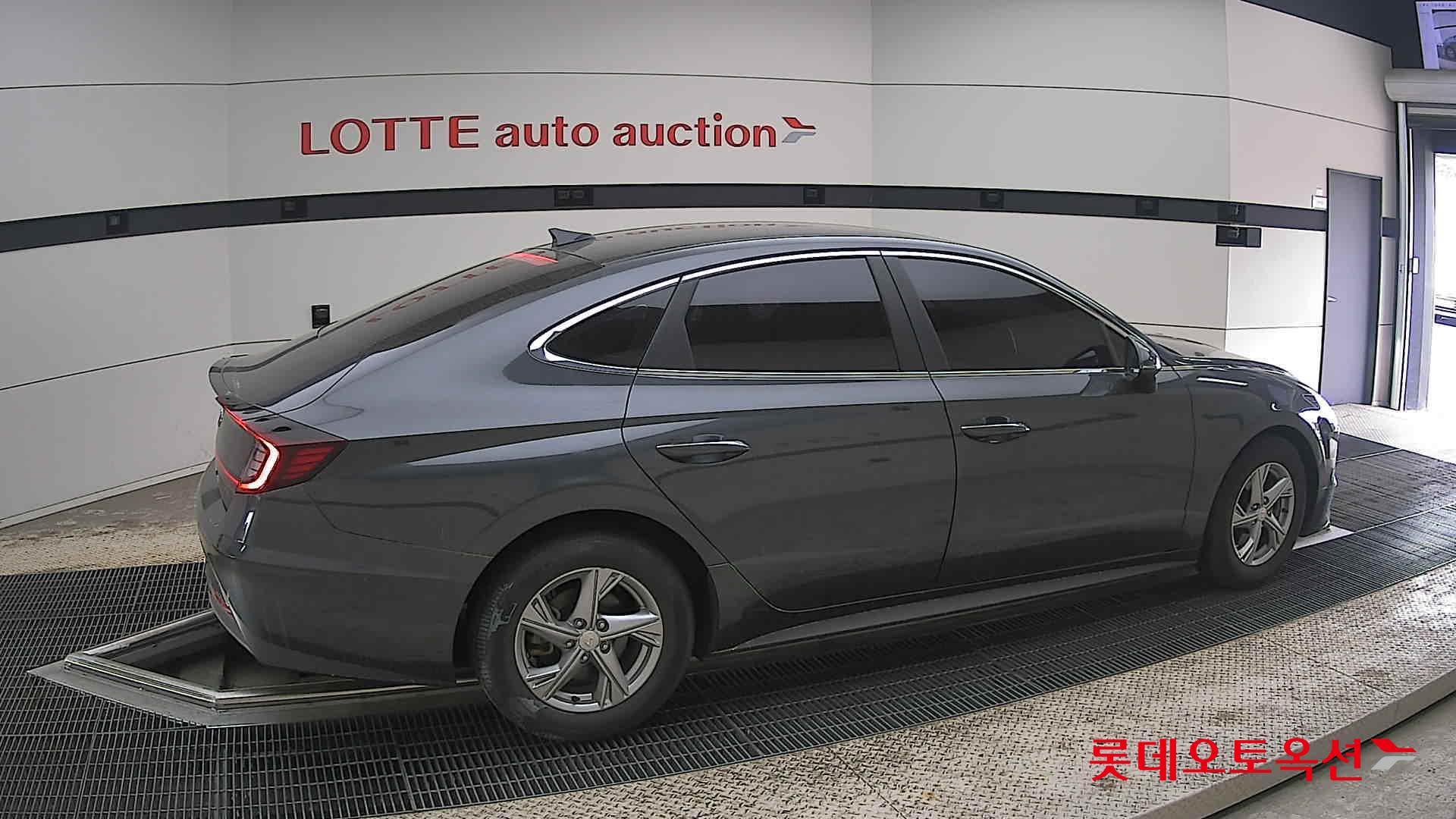 Hyundai Sonata 2020 - Image 20
