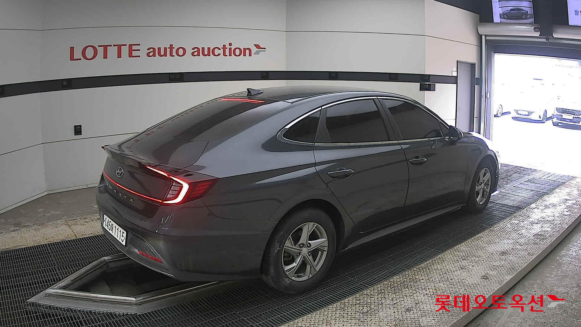 Hyundai Sonata 2020 - Image 19