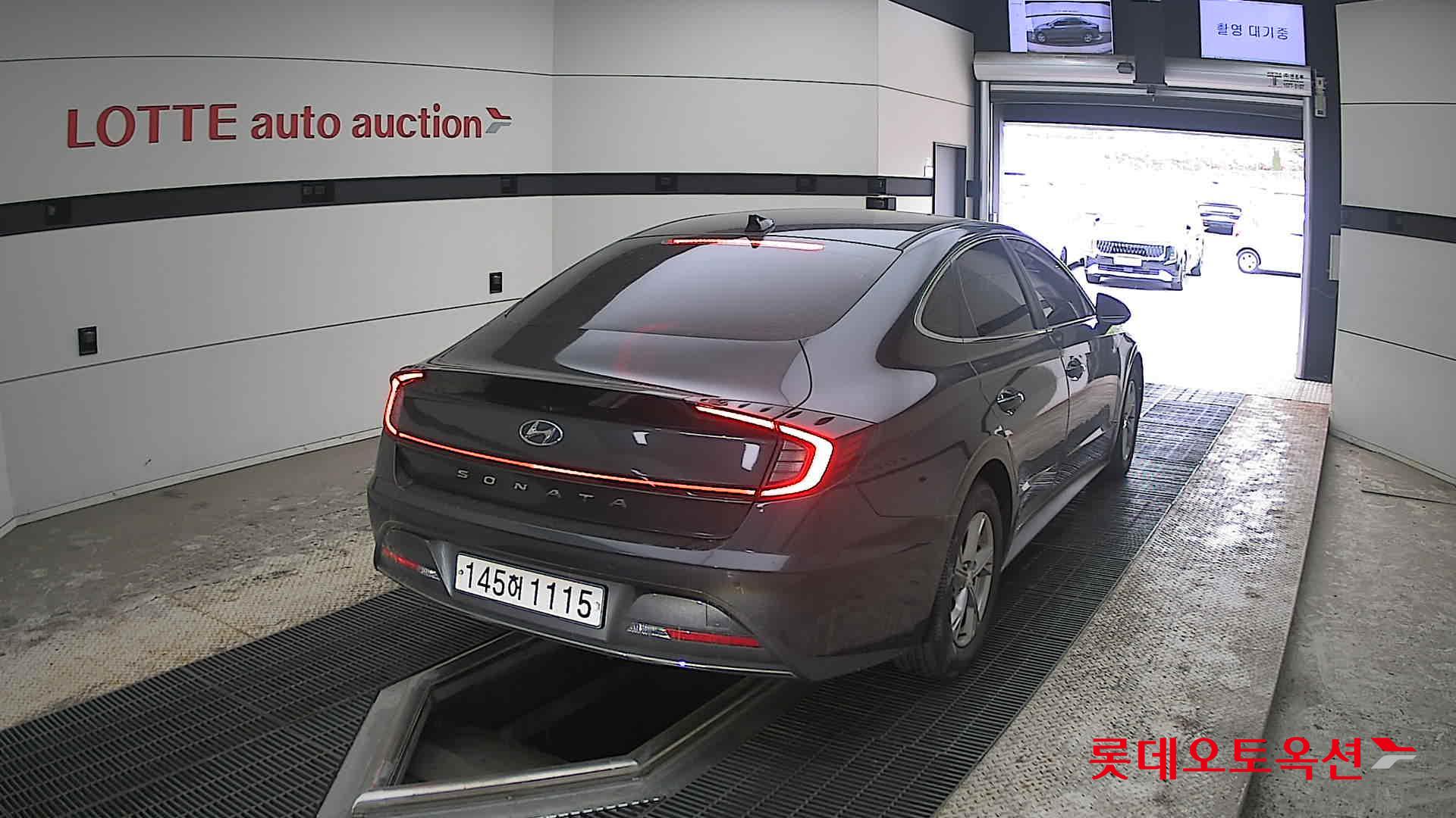 Hyundai Sonata 2020 - Image 18