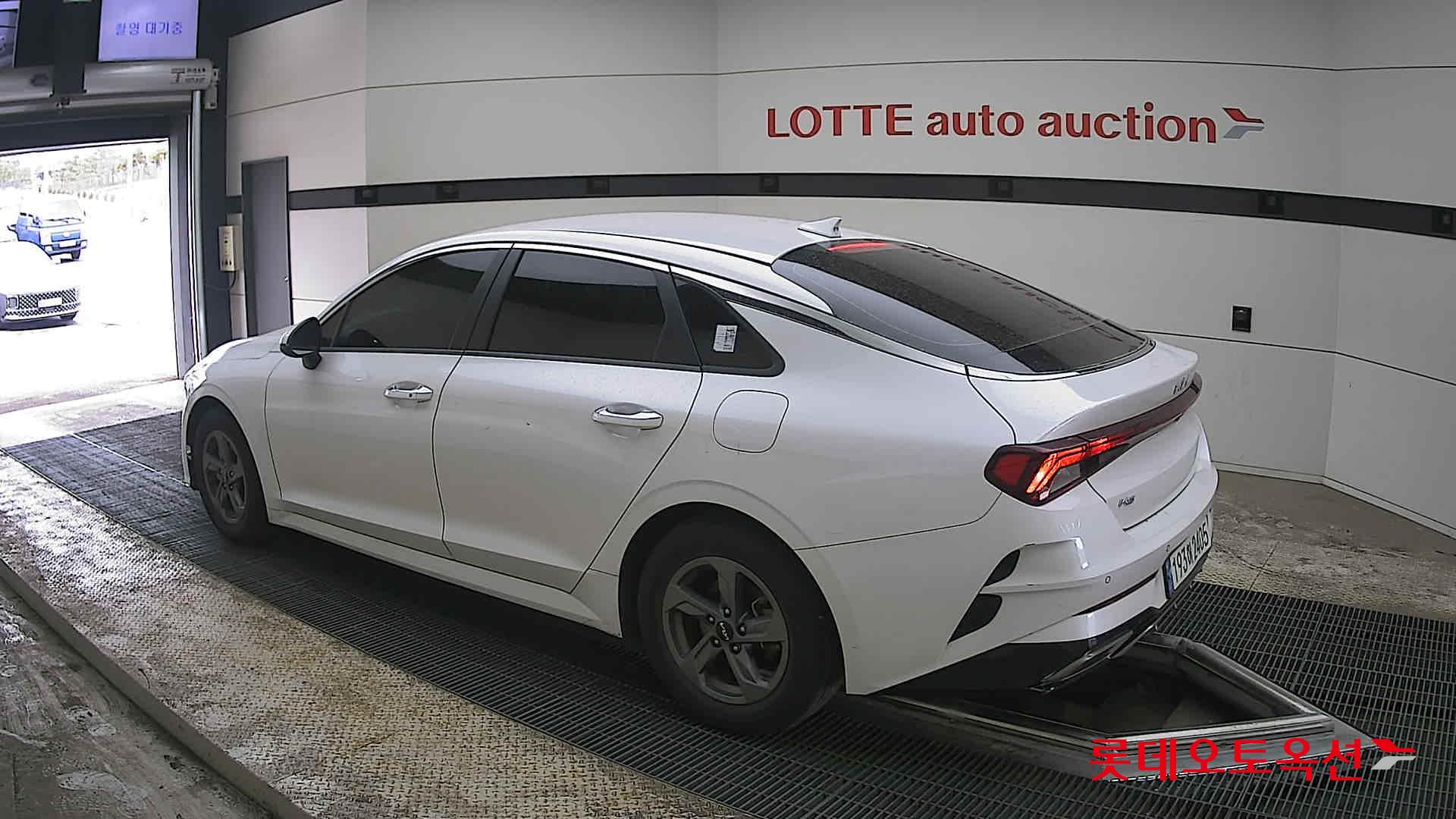 Kia K5 - 15