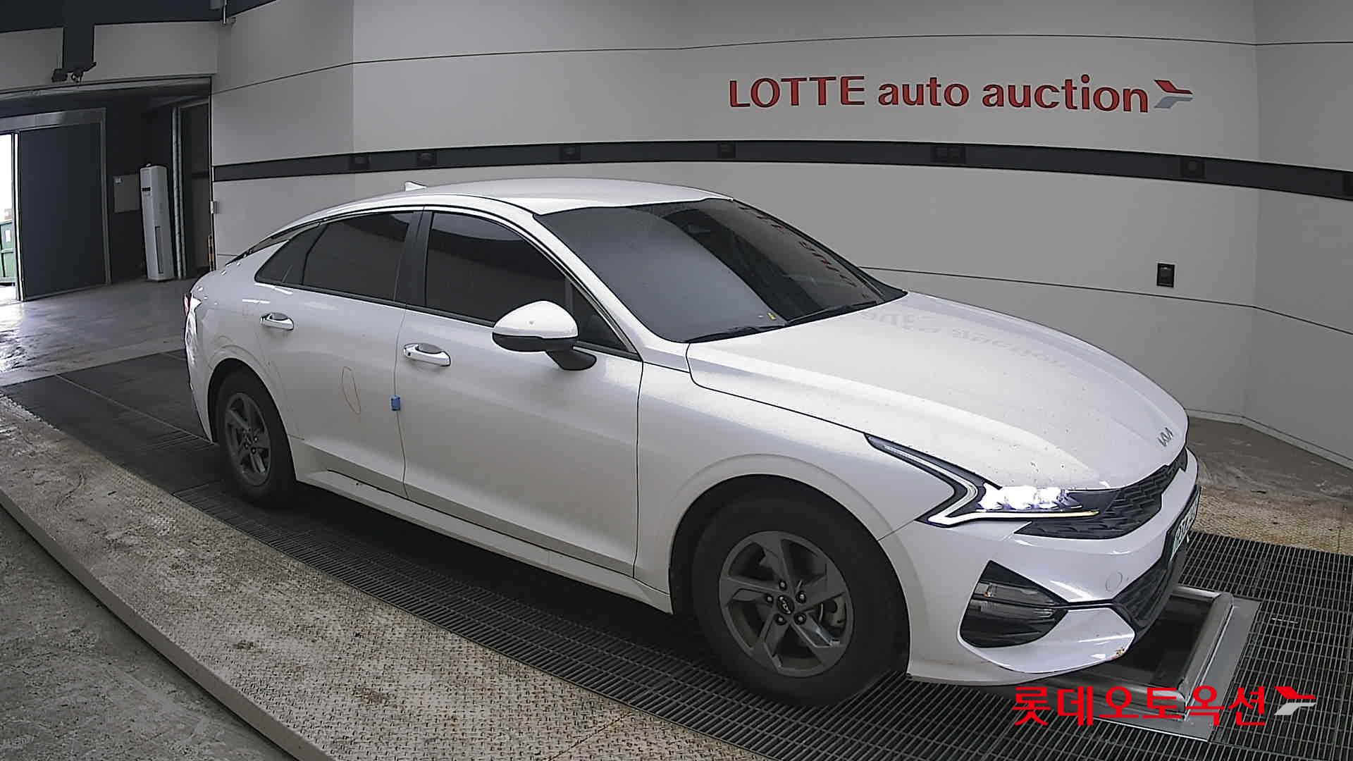 Kia K5 - 23
