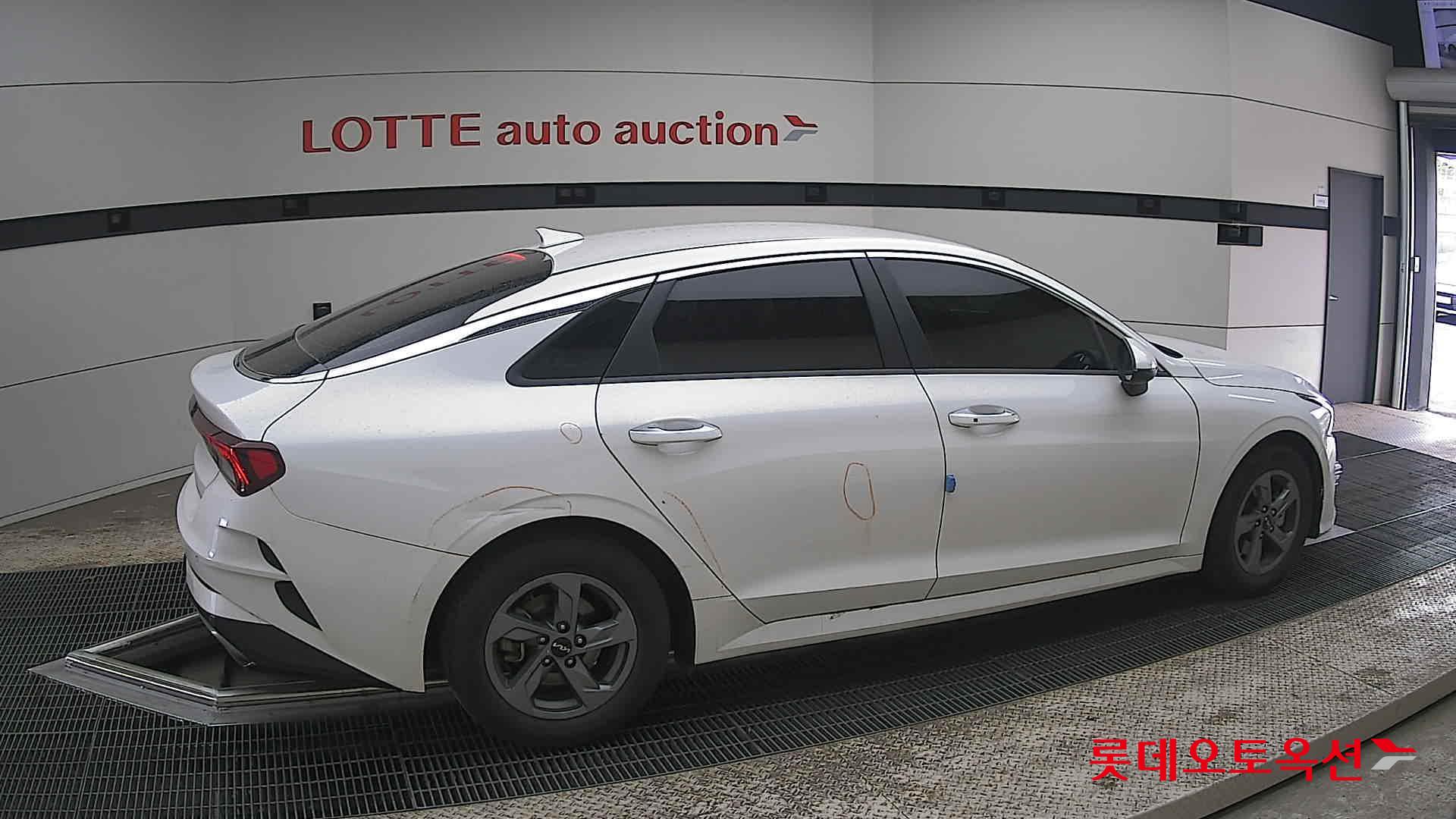 Kia K5 - 20