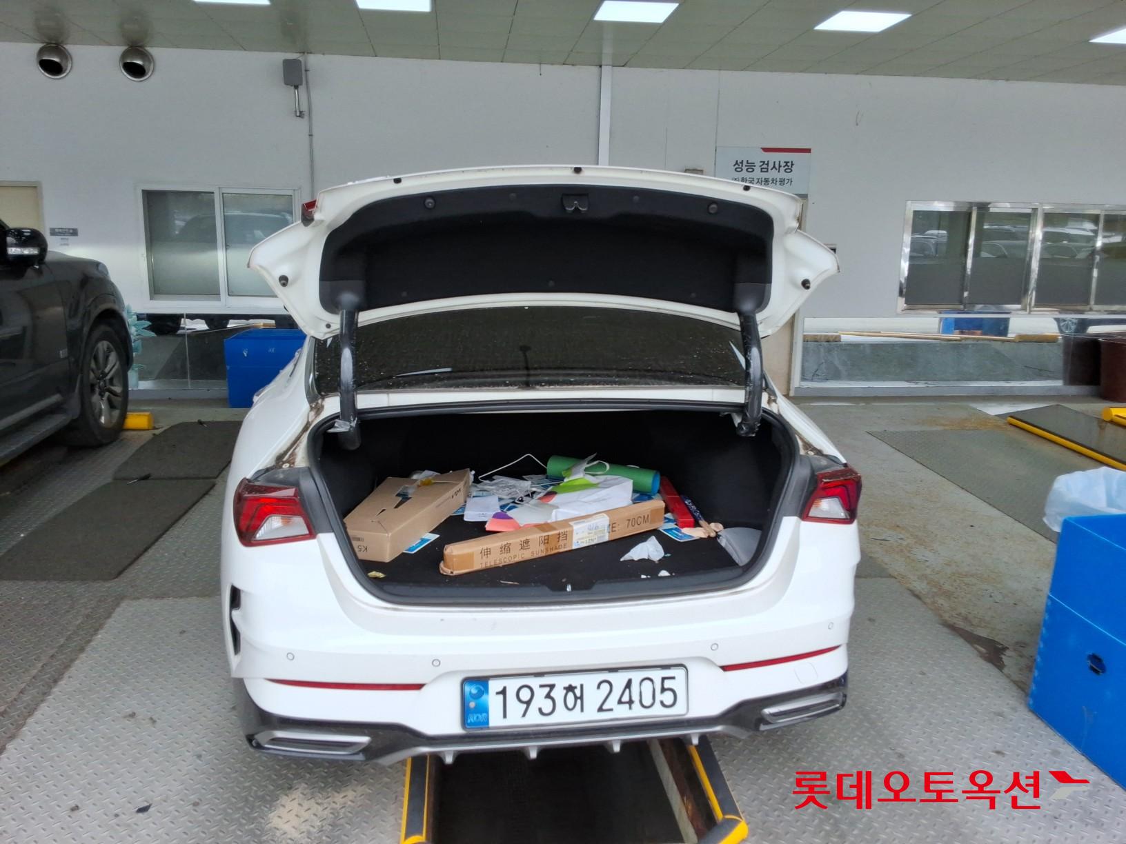 Kia K5 - 9