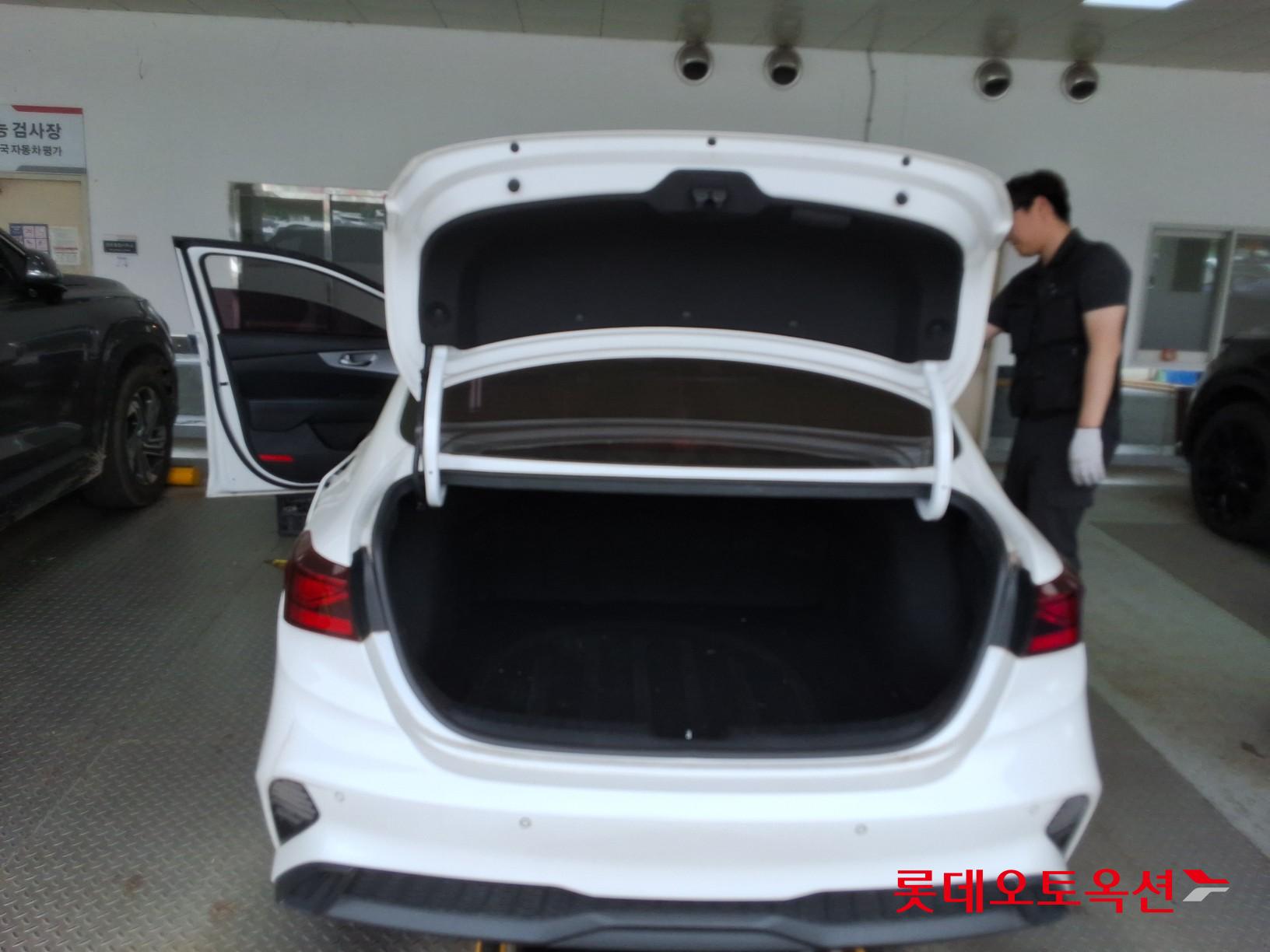 기아자동차 K3 2022 - 이미지 9