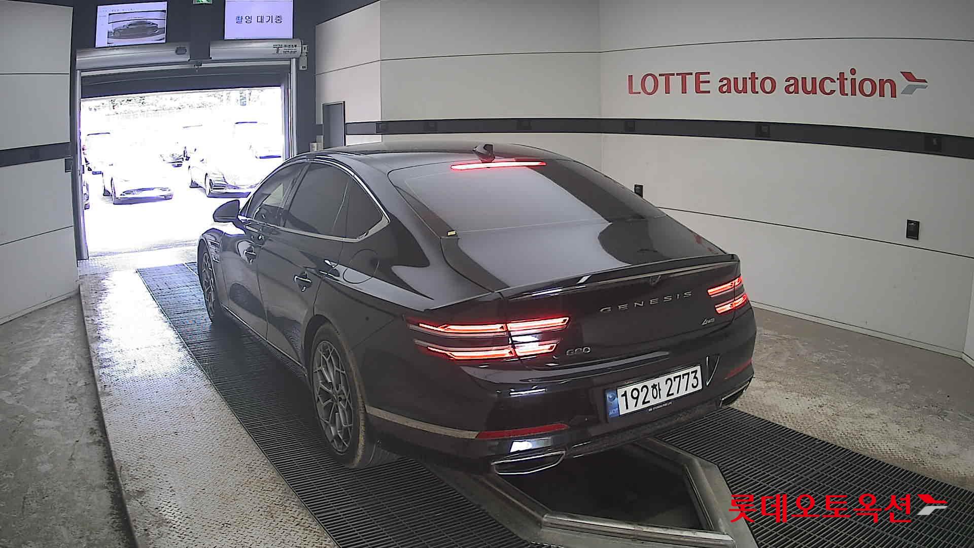 Genesis G80 - 16