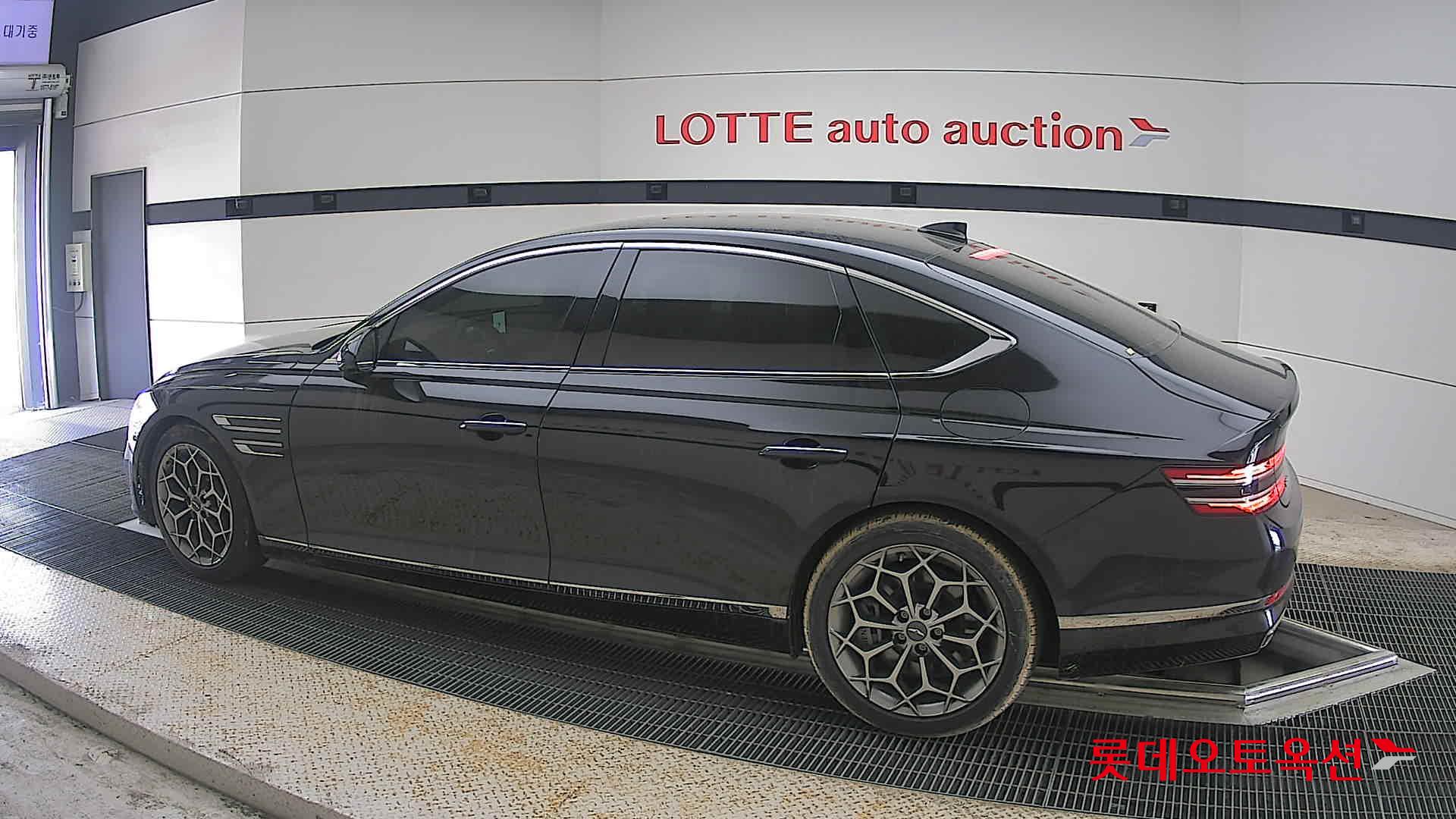 Genesis G80 - 14
