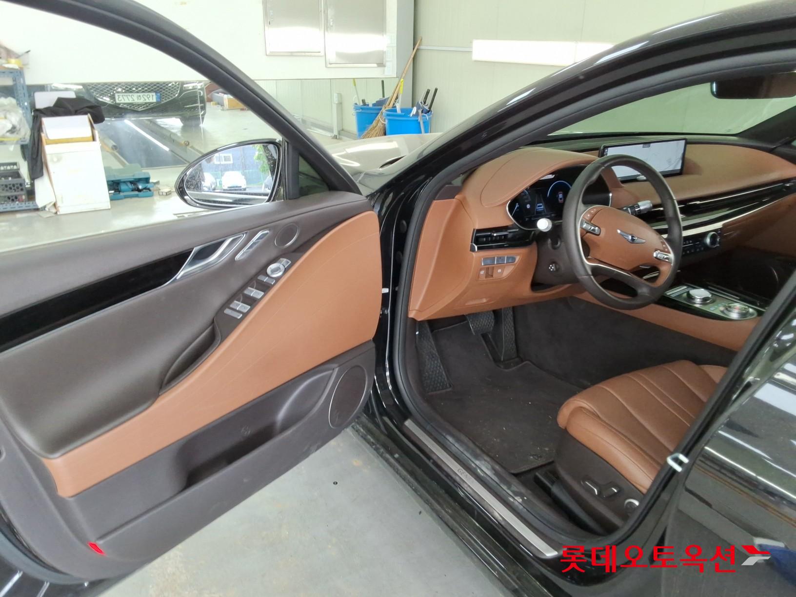 Genesis G80 - 35