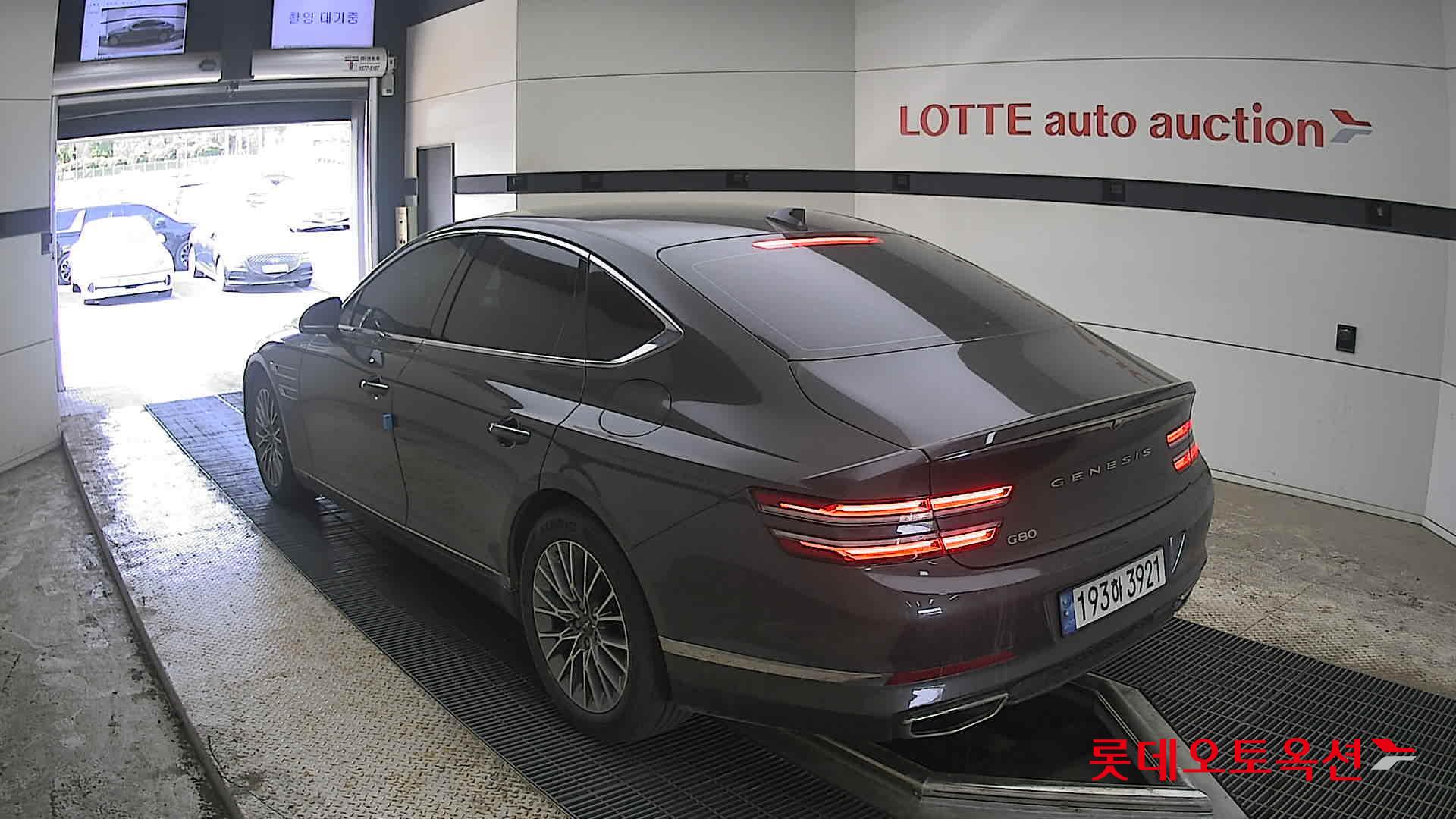 Genesis G80 - 4